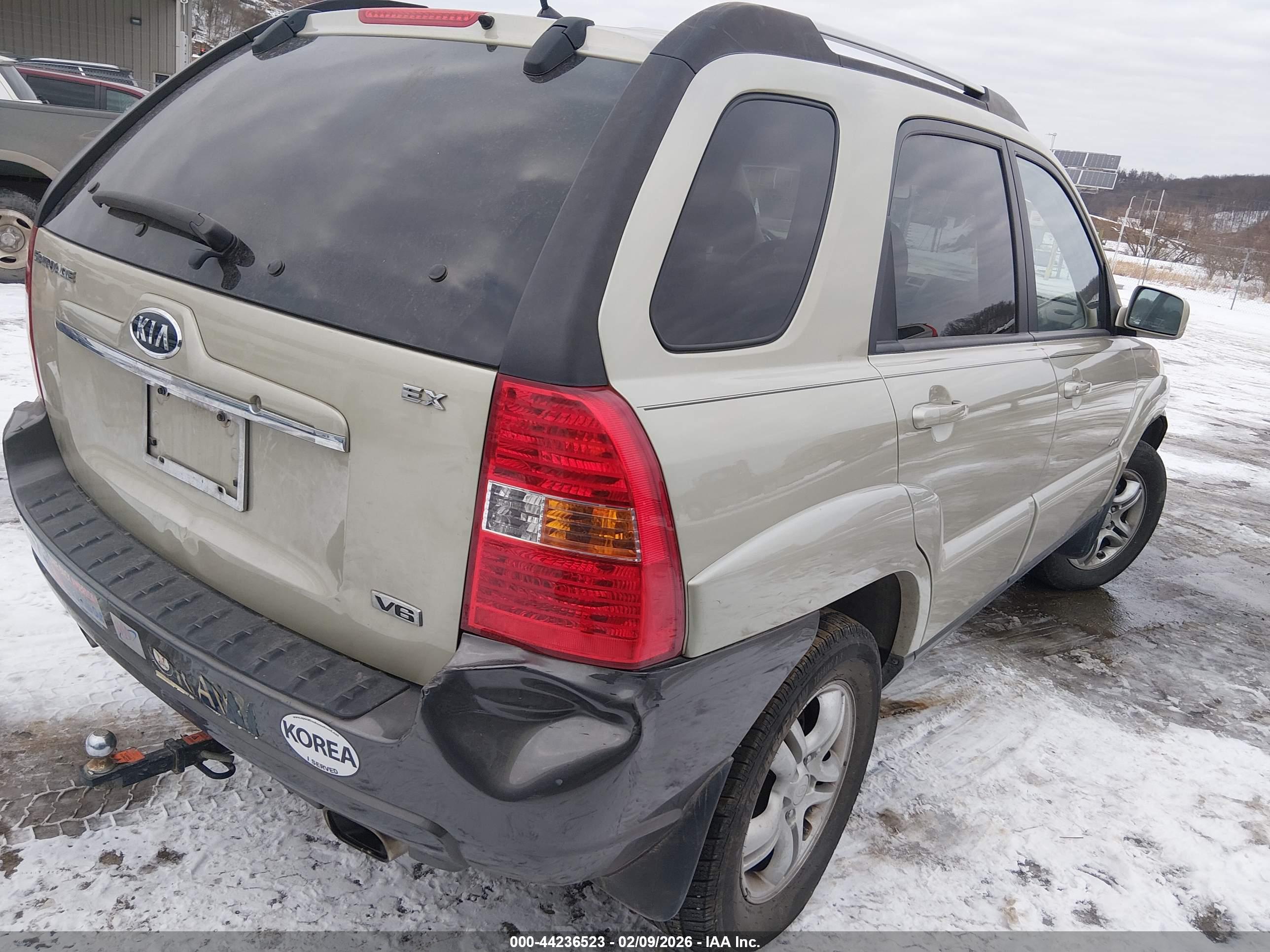 KIA SPORTAGE image 4