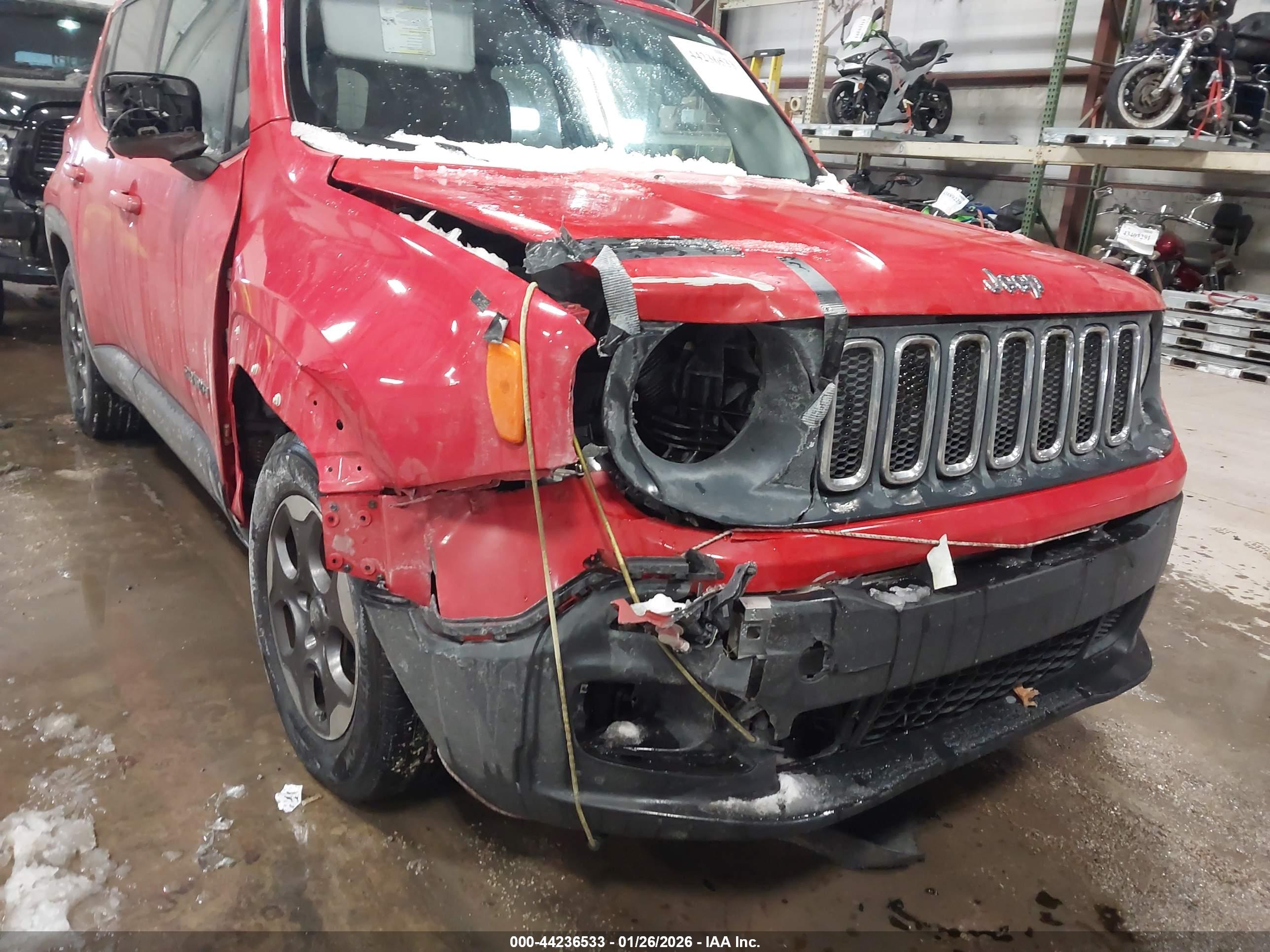 JEEP RENEGADE image 6