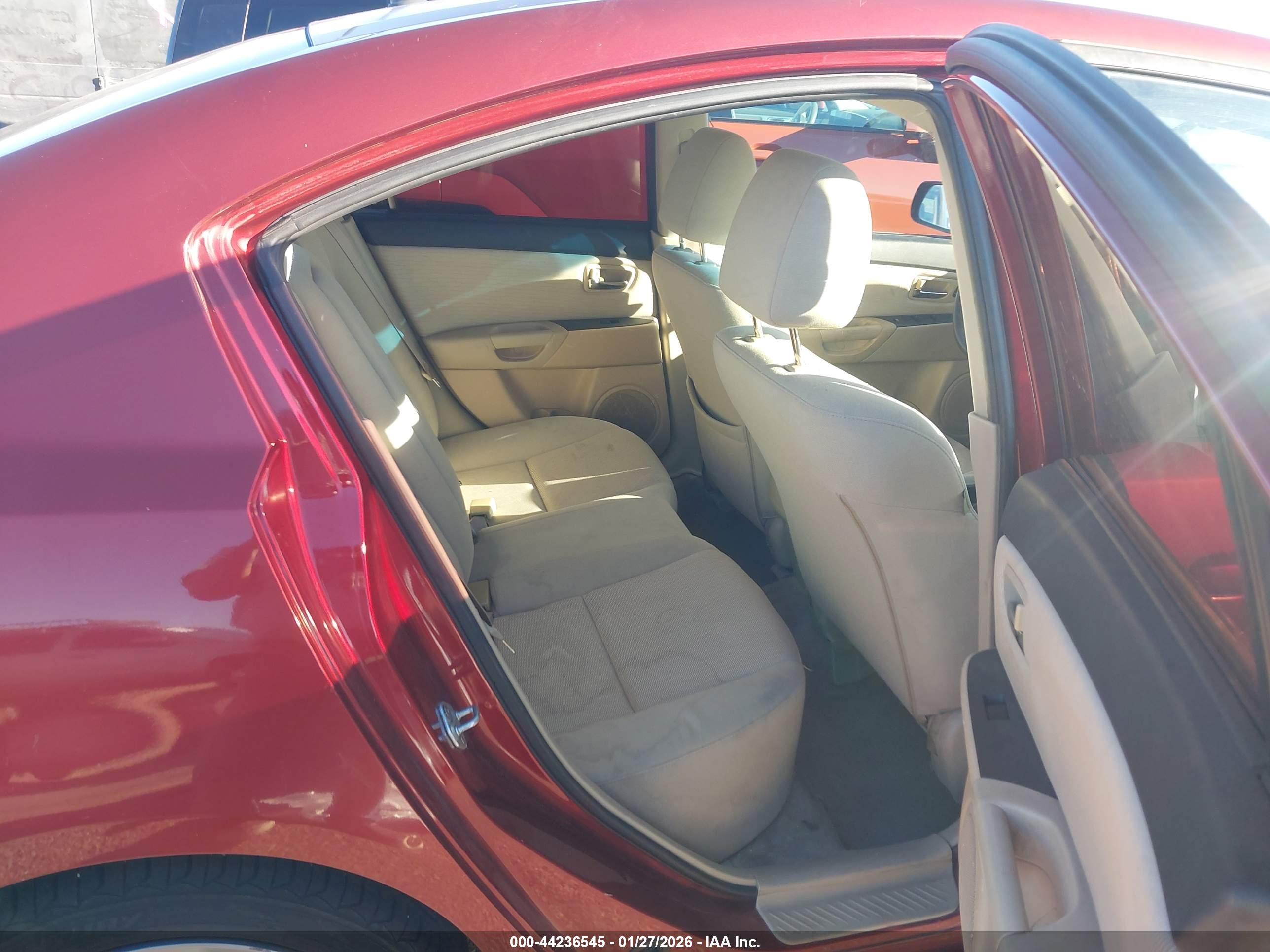 MAZDA MAZDA3 image 8
