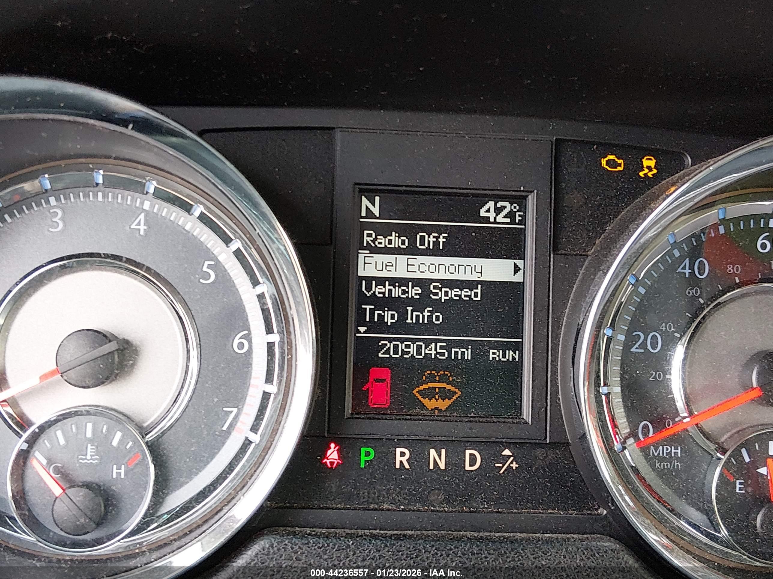 CHRYSLER TOWN image 7