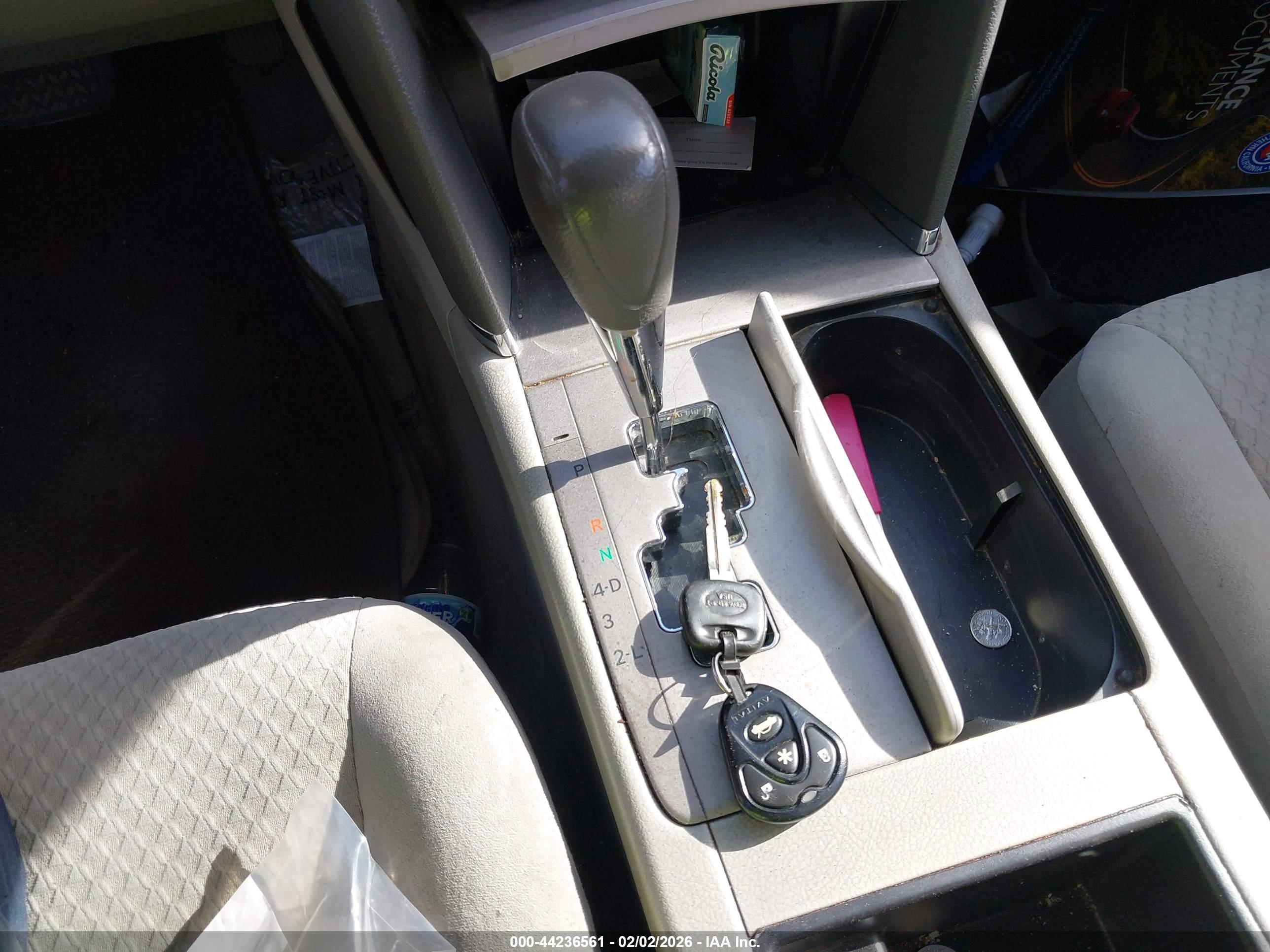 TOYOTA CAMRY image 11