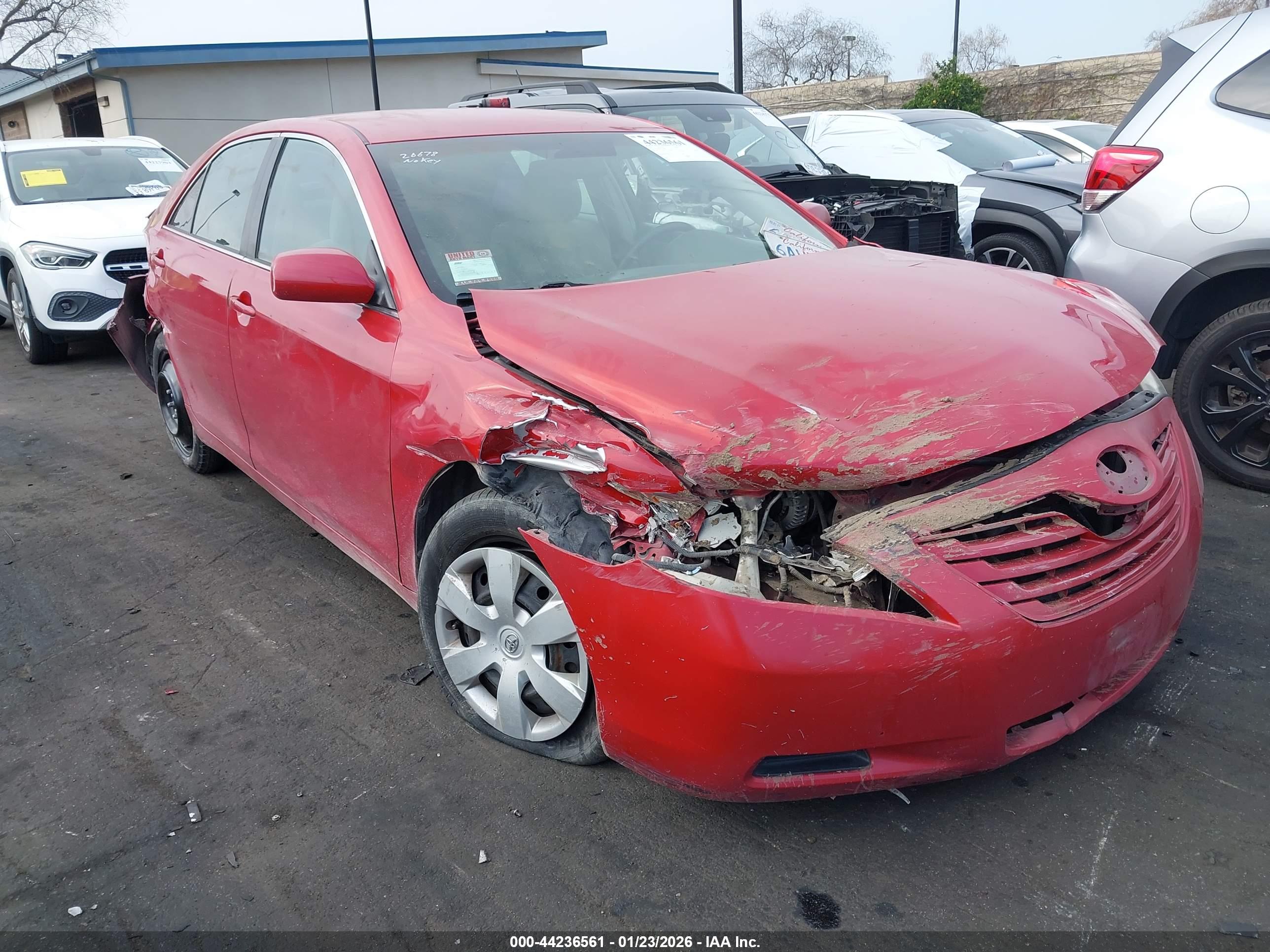 TOYOTA CAMRY image 6