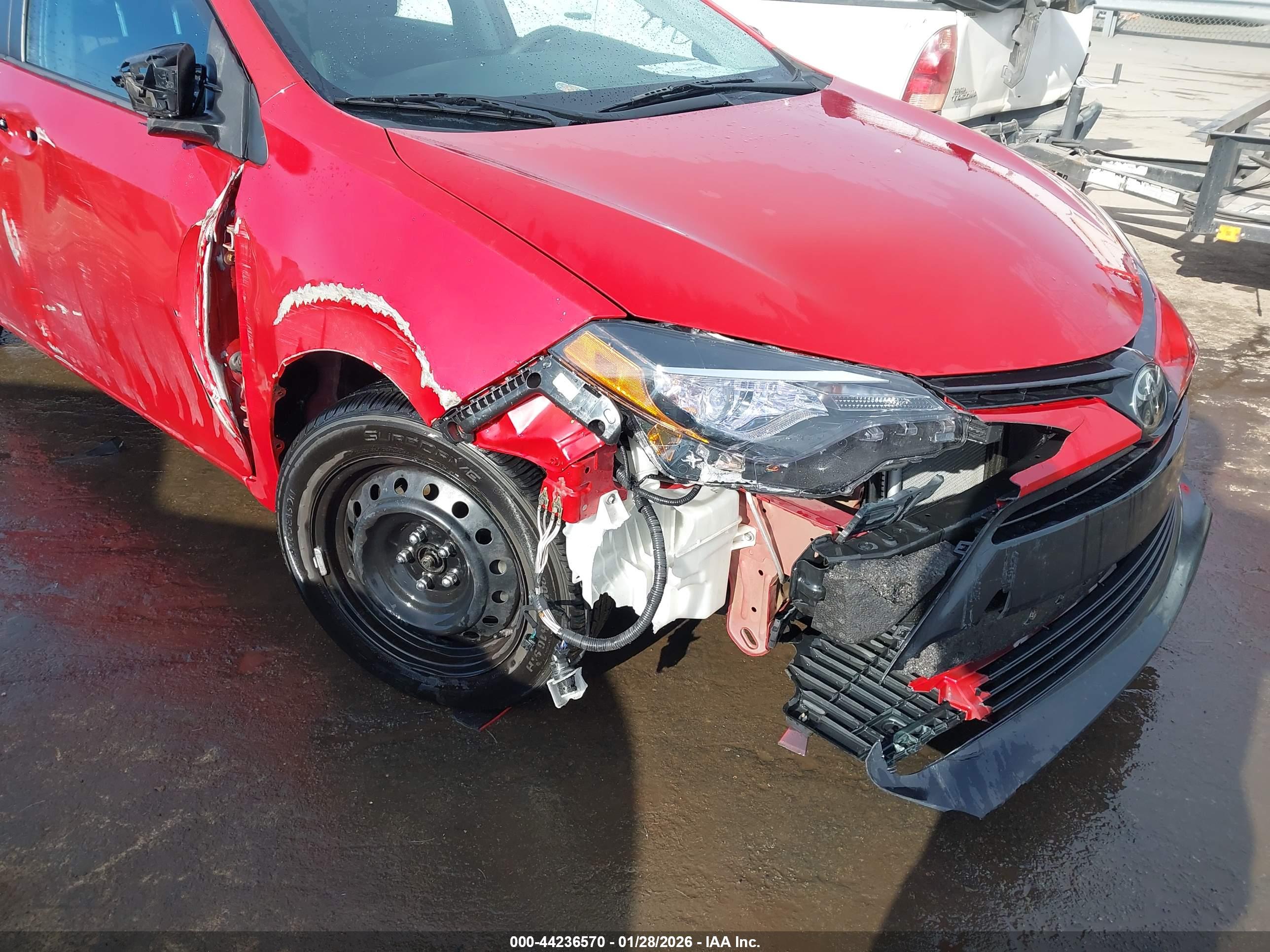 TOYOTA COROLLA image 6