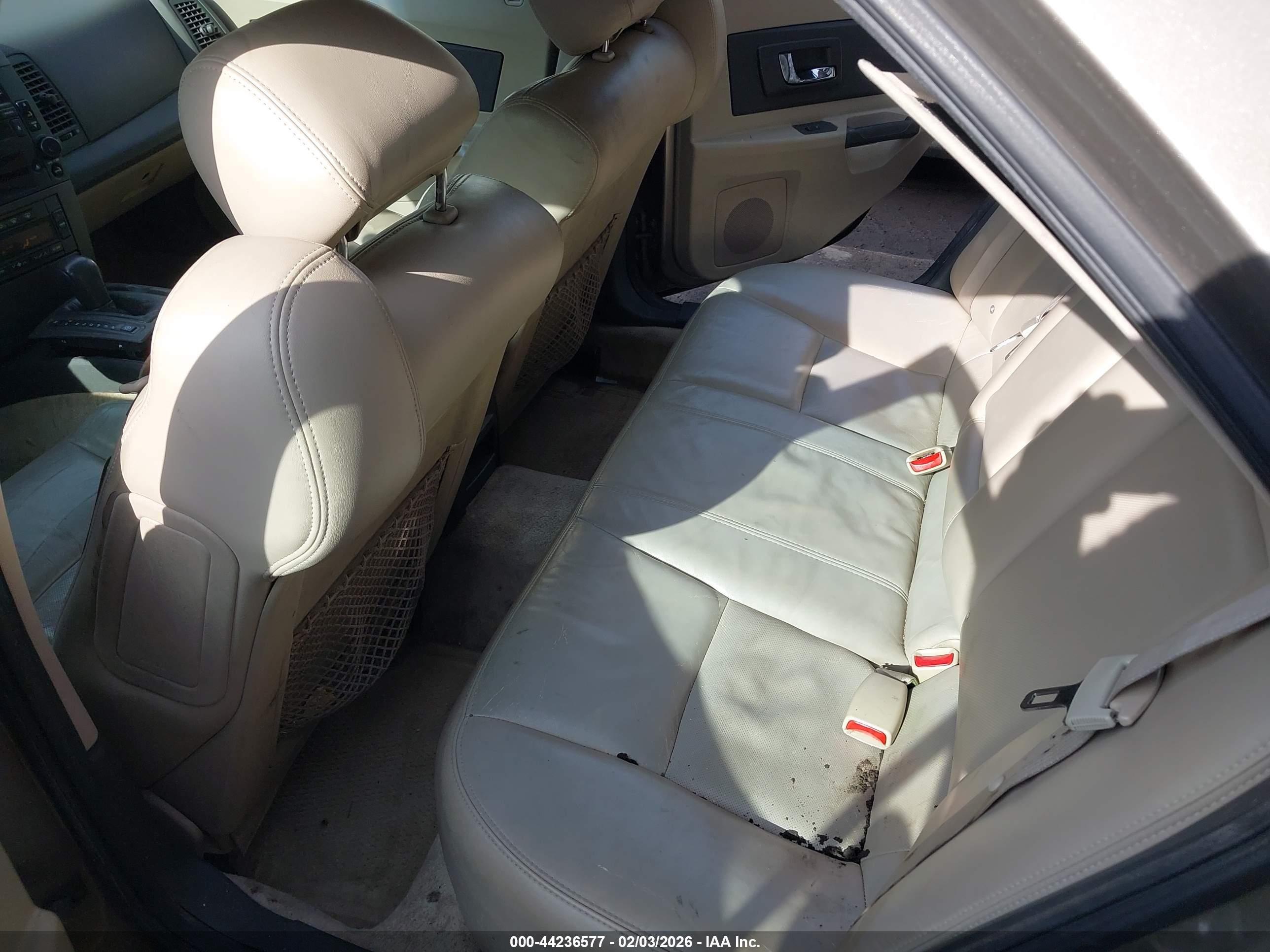 CADILLAC CTS image 8