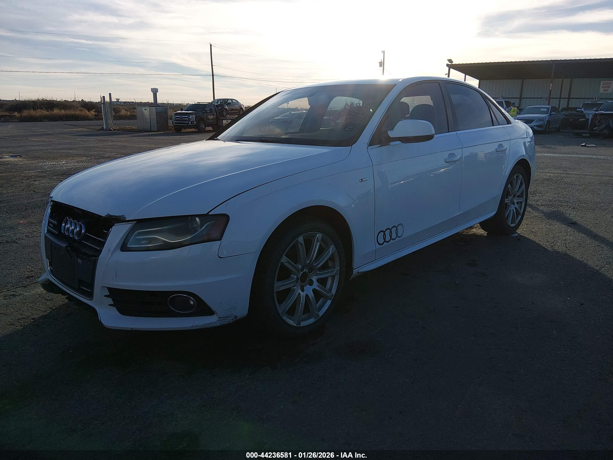 AUDI A4 image 2