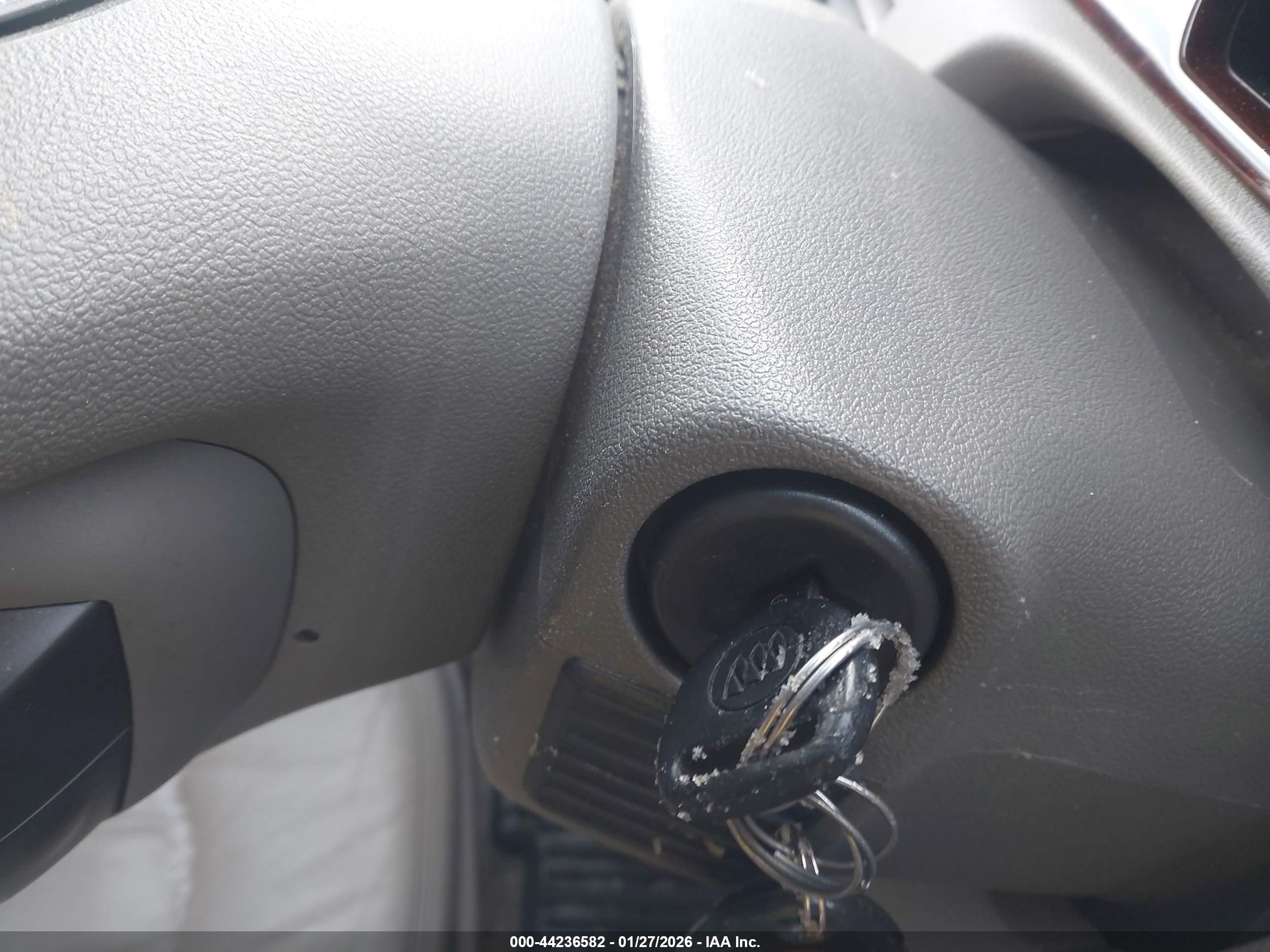 BUICK LUCERNE image 11