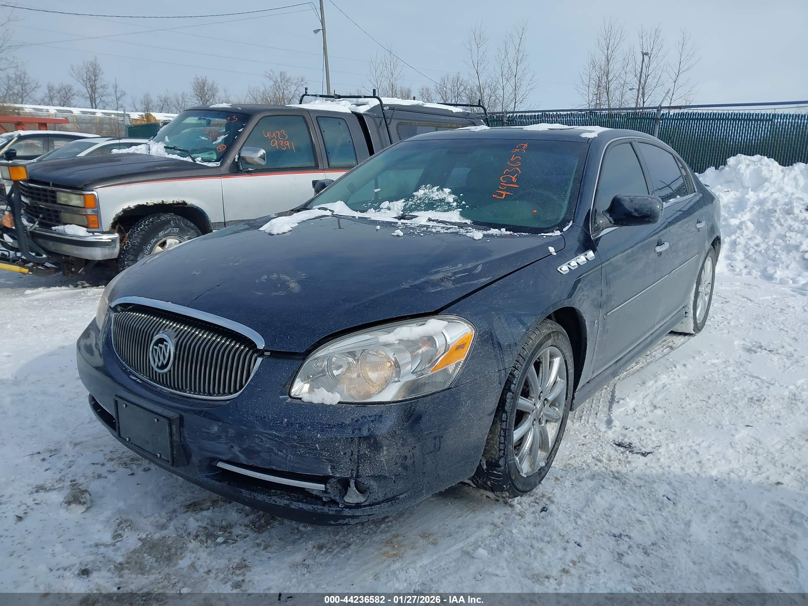 BUICK LUCERNE image 2