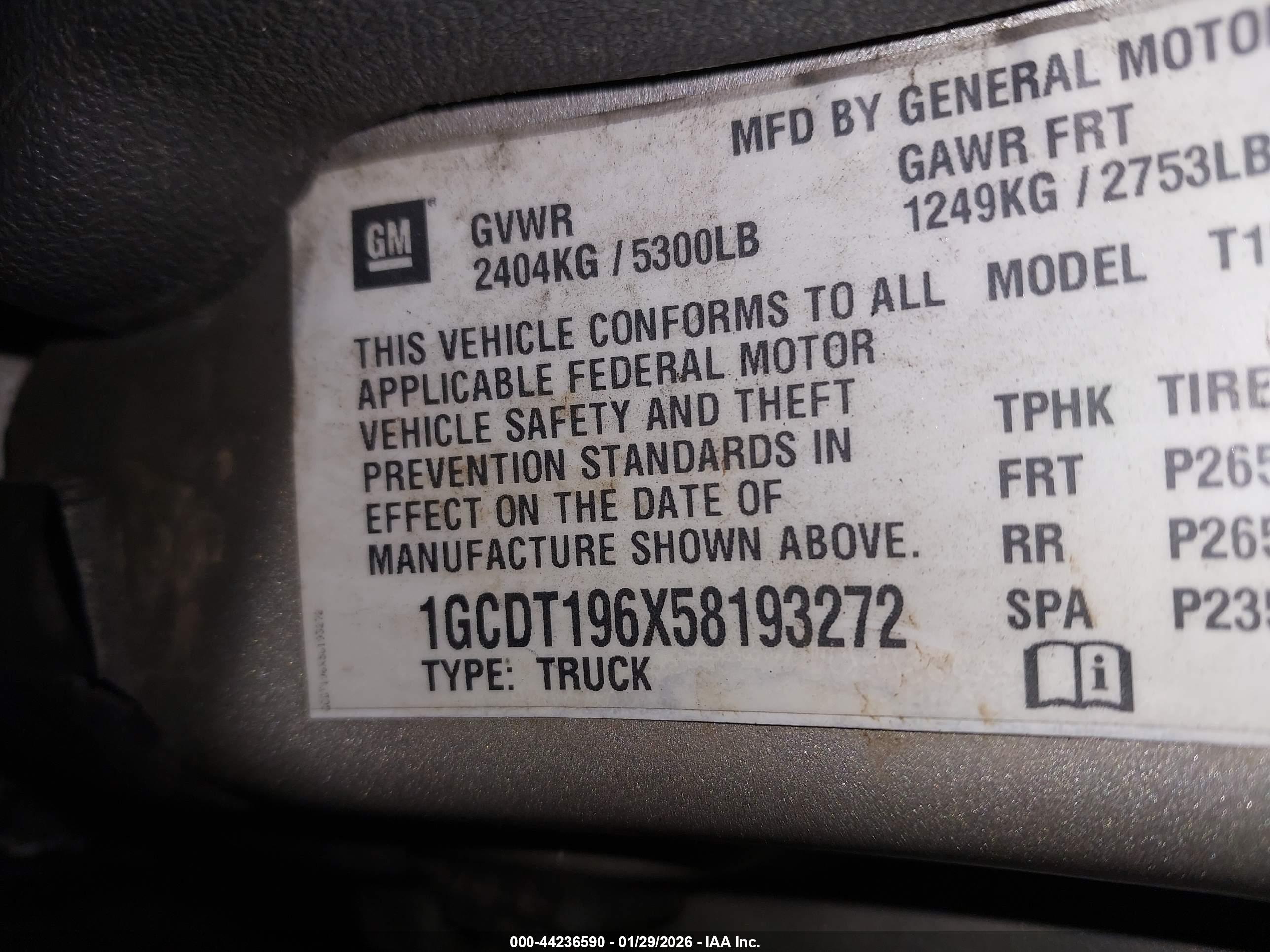 CHEVROLET COLORADO image 9