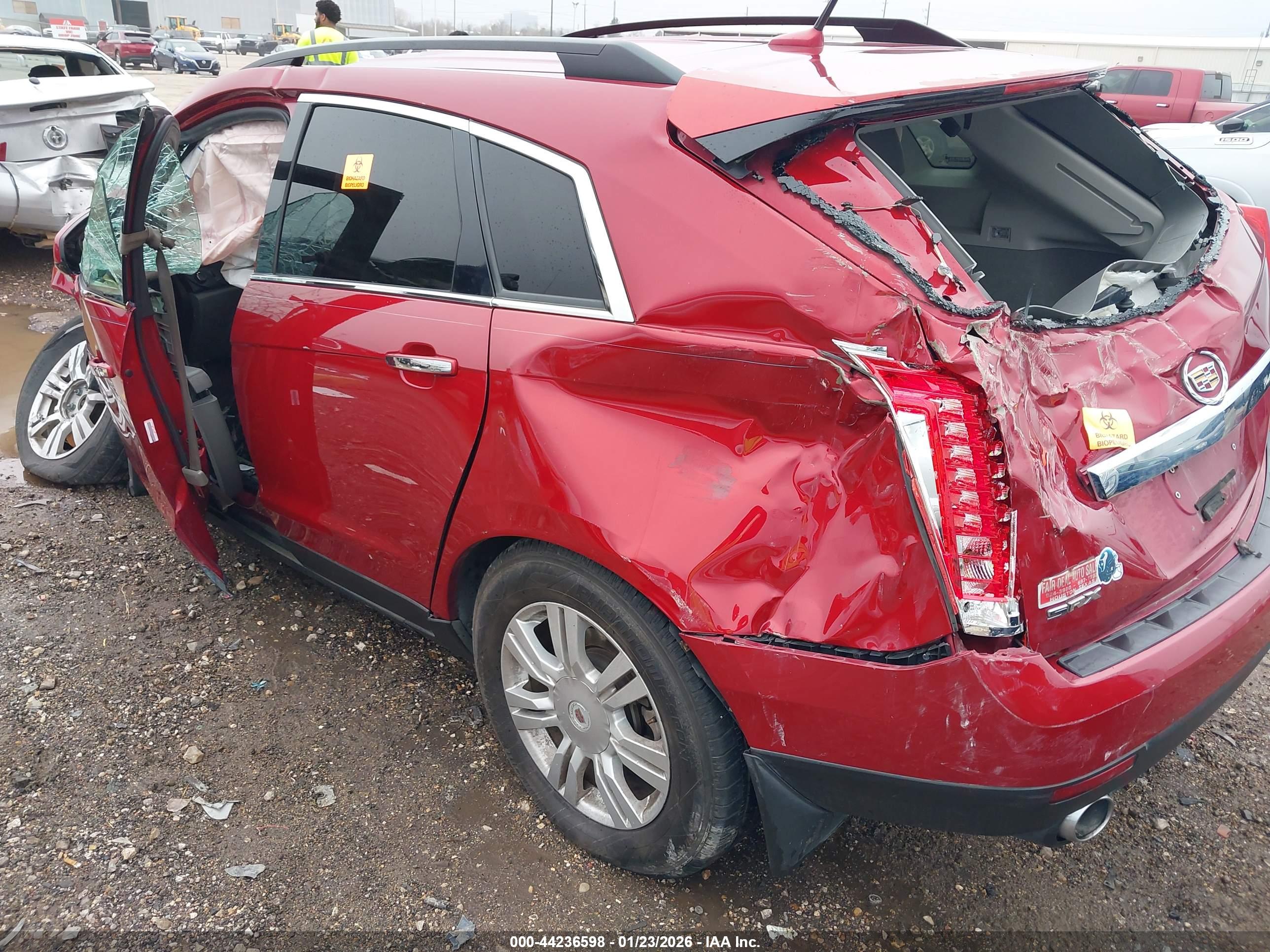 CADILLAC SRX image 3