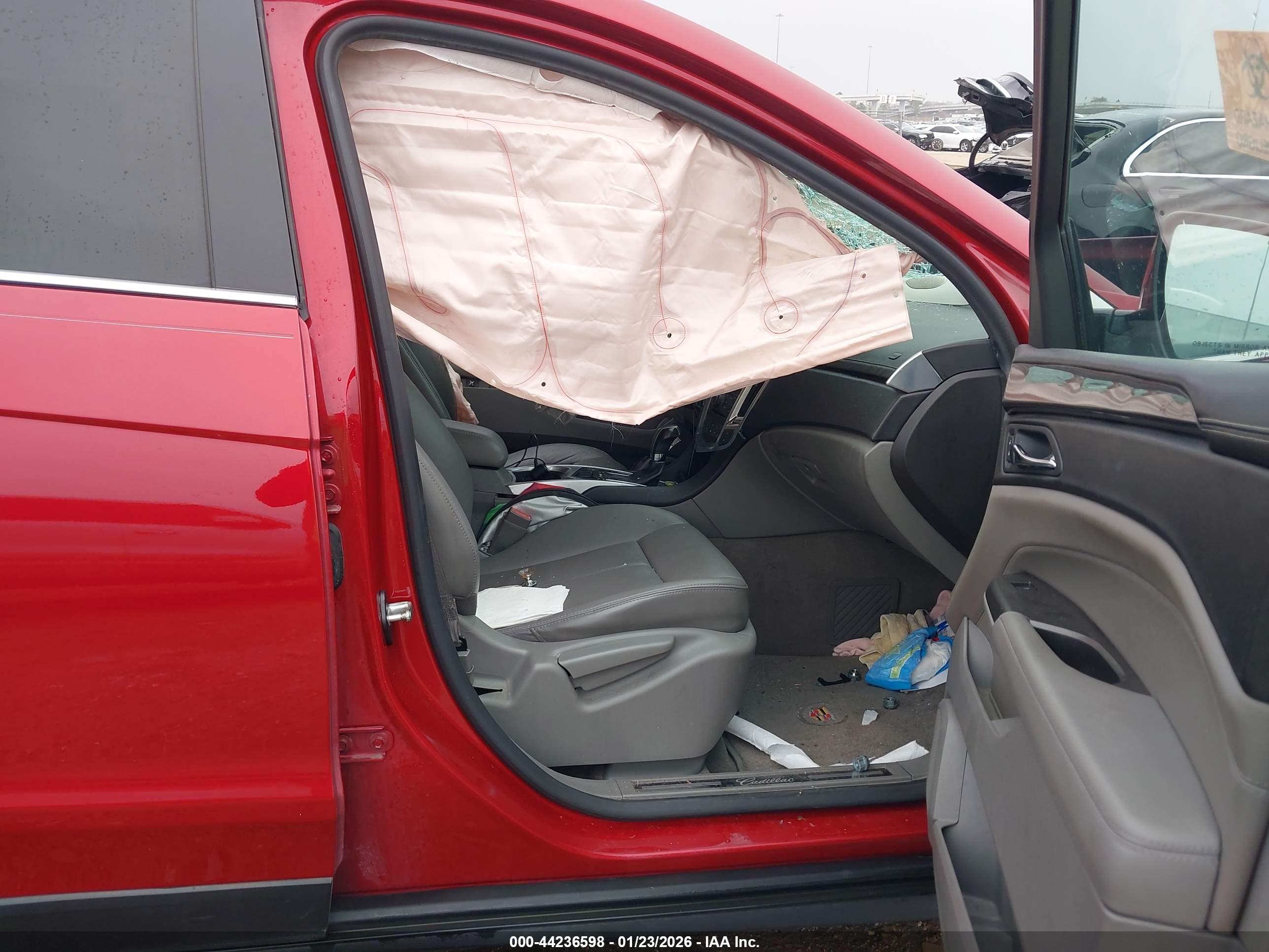 CADILLAC SRX image 5