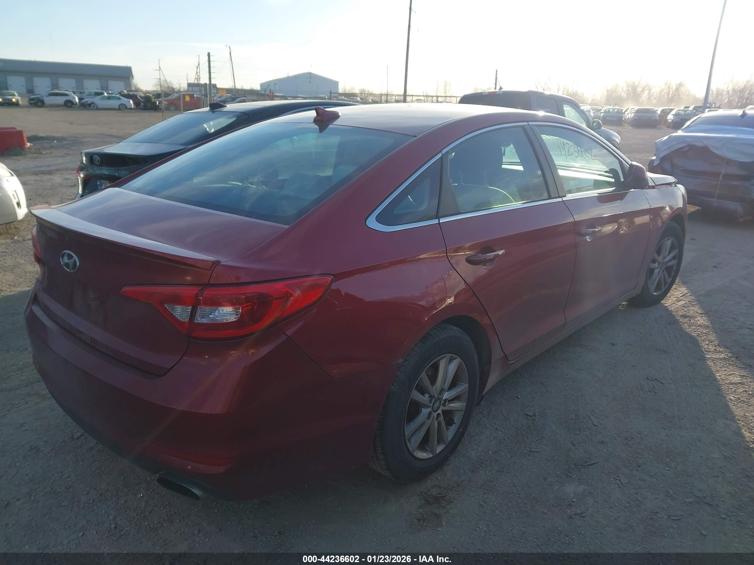 HYUNDAI SONATA image 4