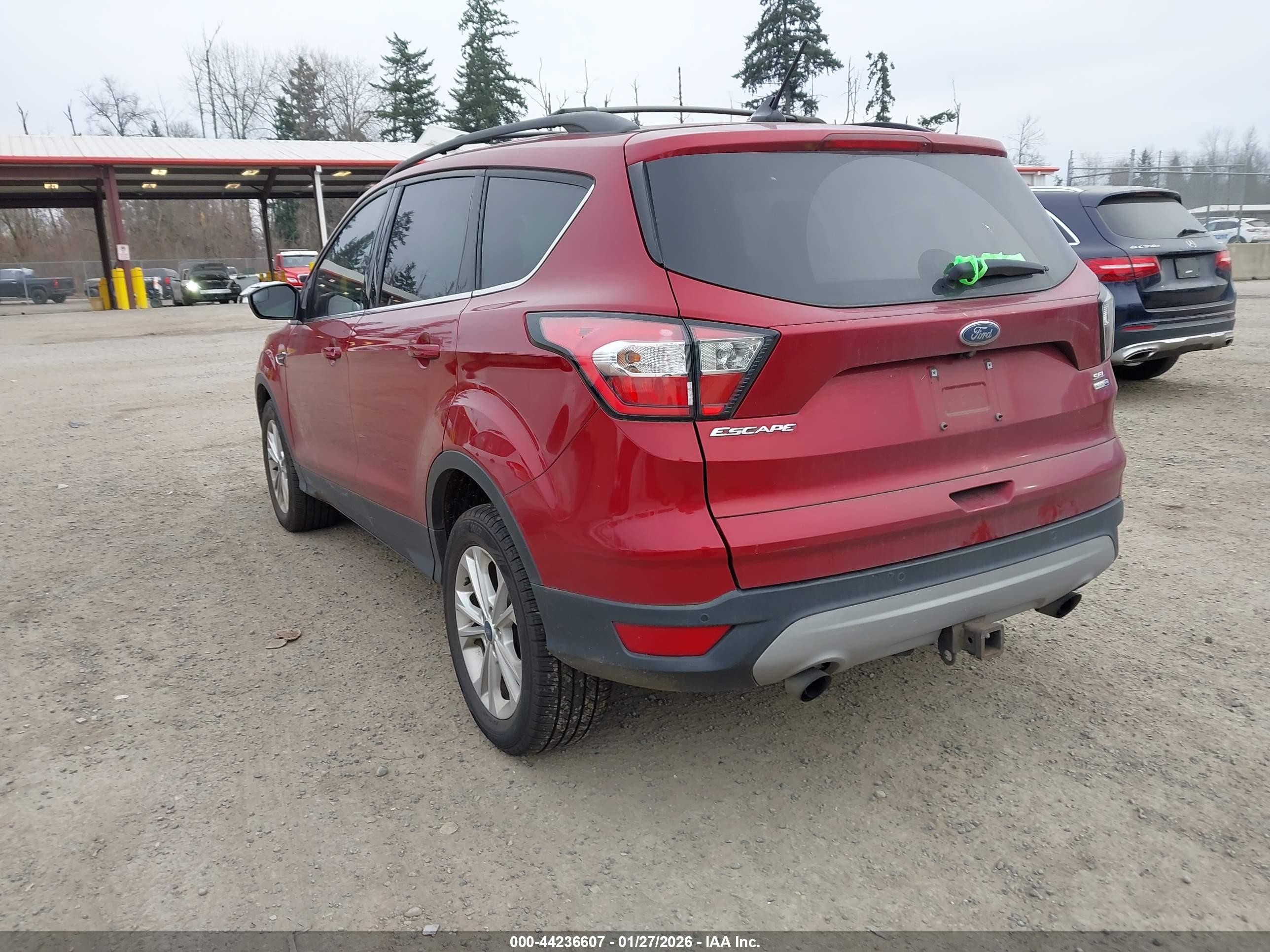FORD ESCAPE image 3