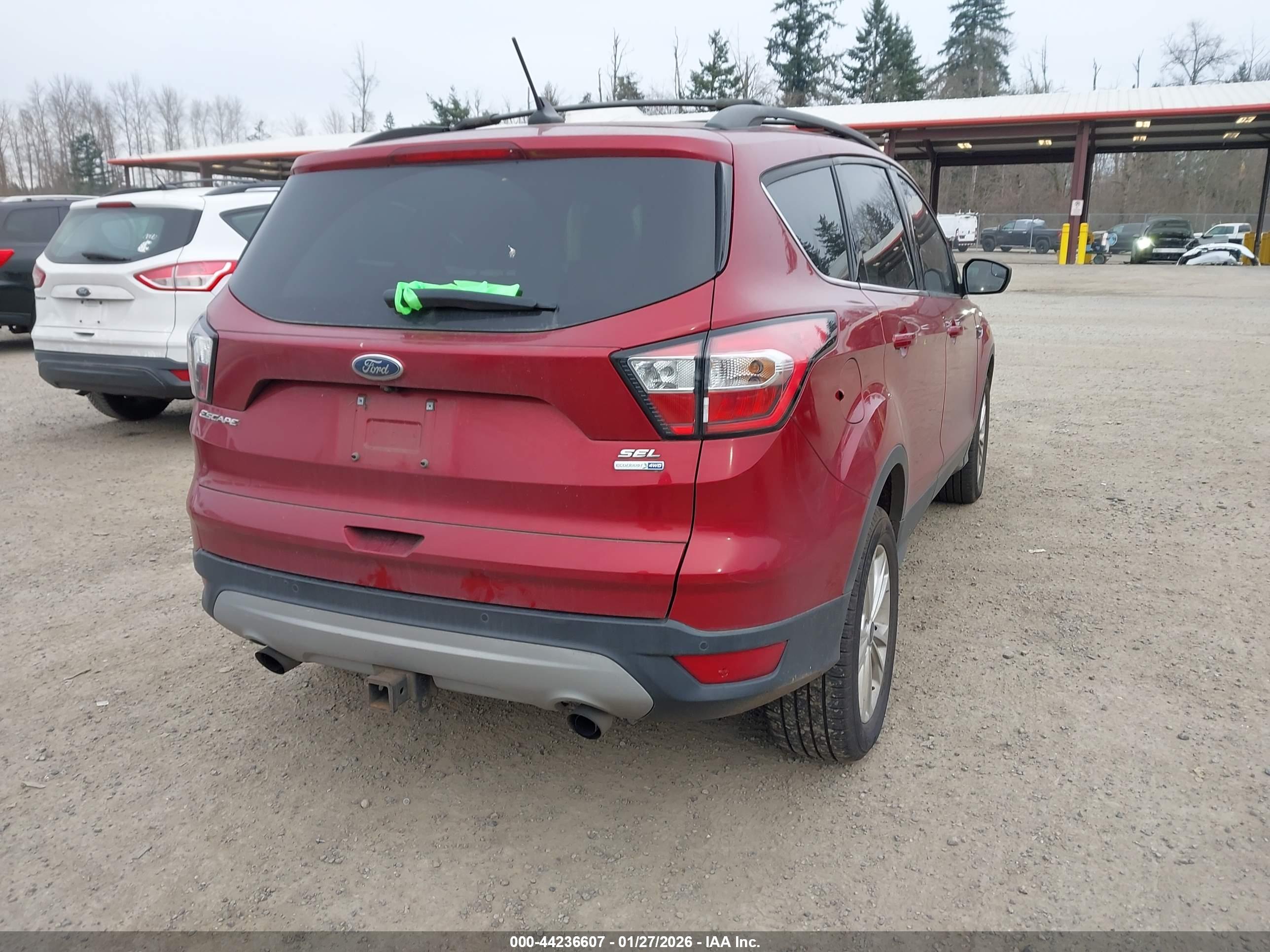 FORD ESCAPE image 4