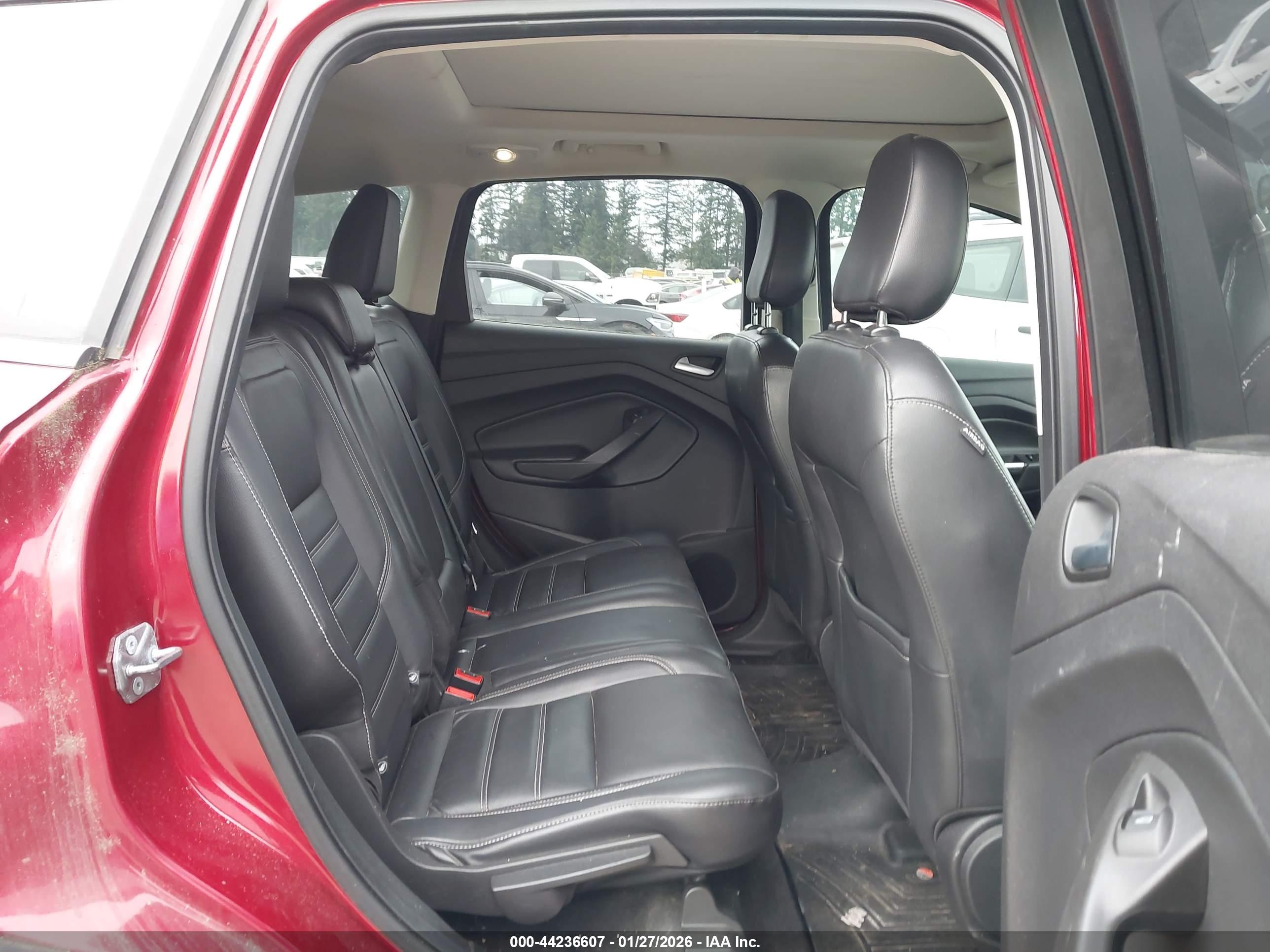FORD ESCAPE image 8