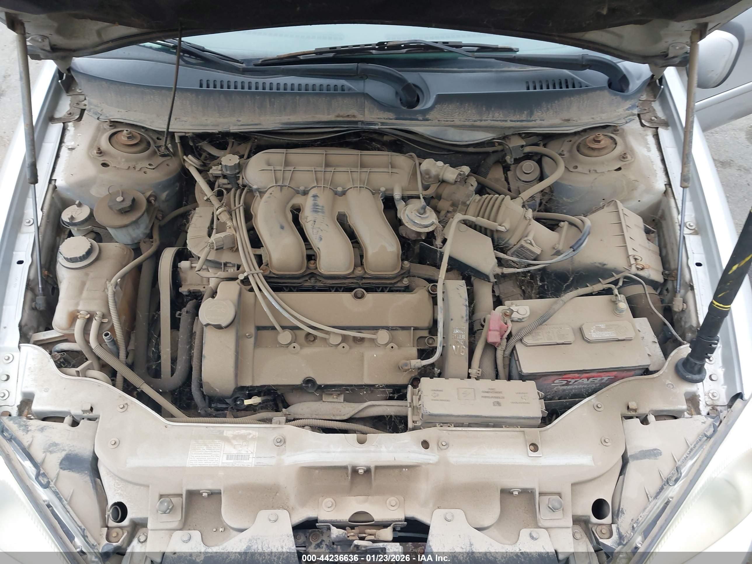 FORD TAURUS image 10