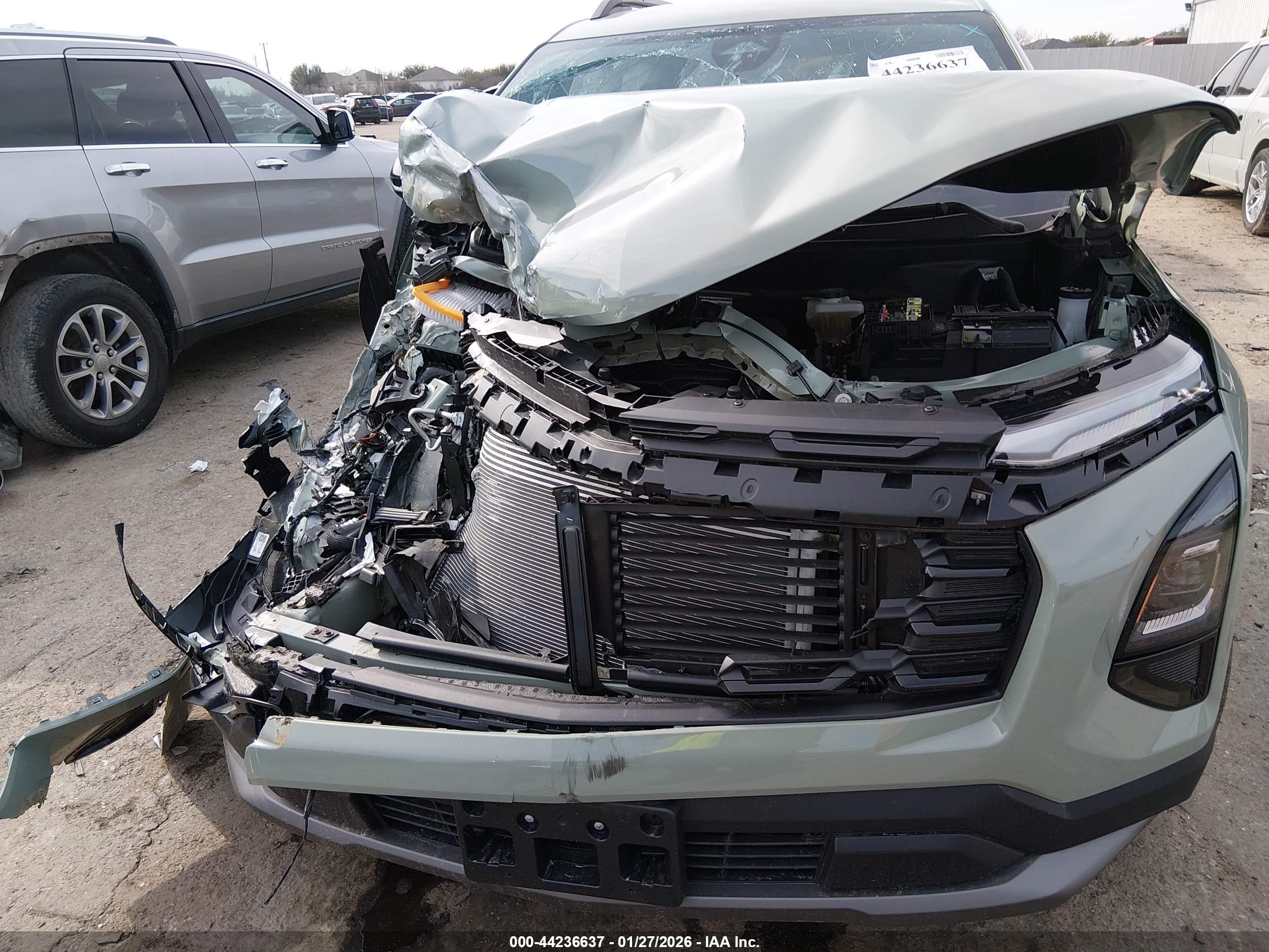 CHEVROLET EQUINOX image 6