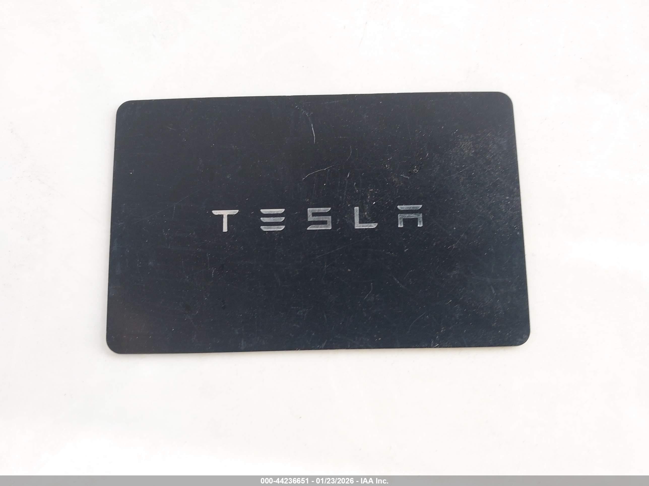 TESLA MODEL image 11