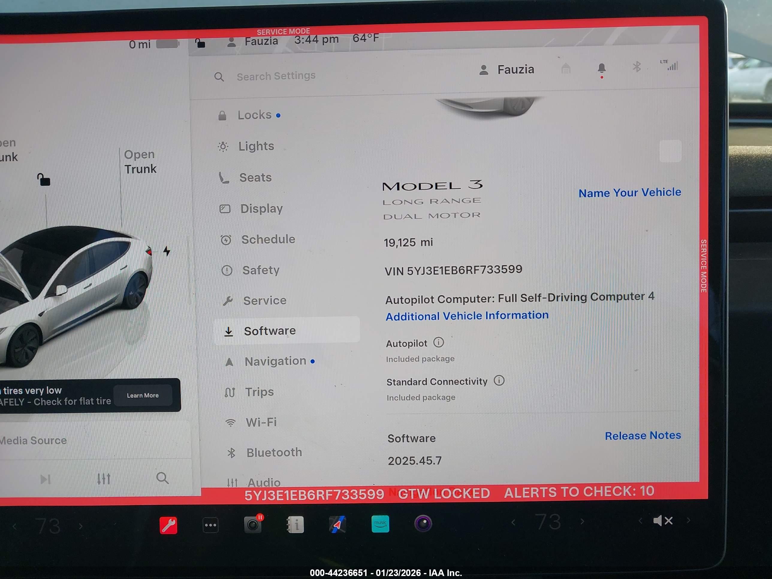 TESLA MODEL image 7