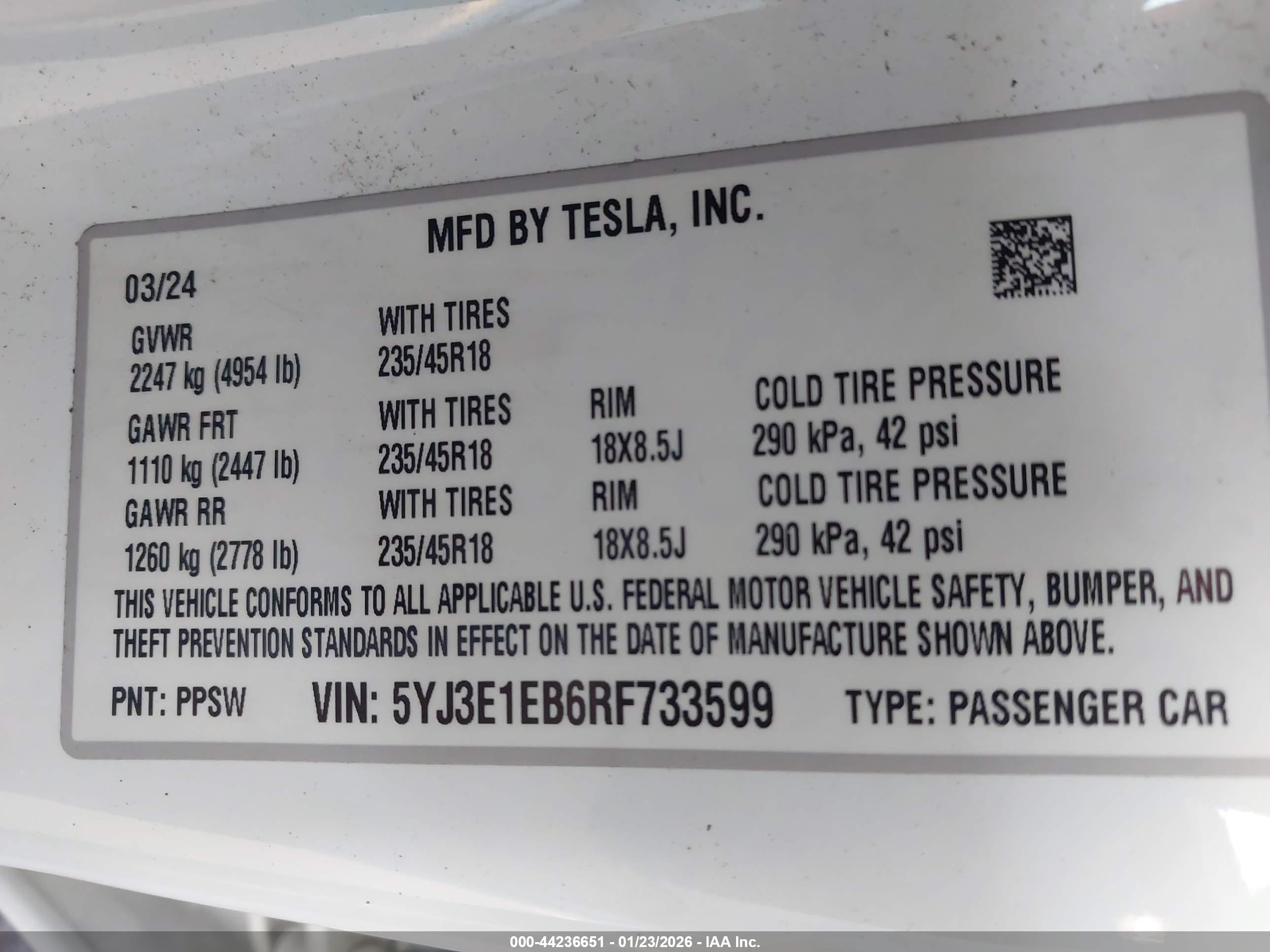 TESLA MODEL image 9