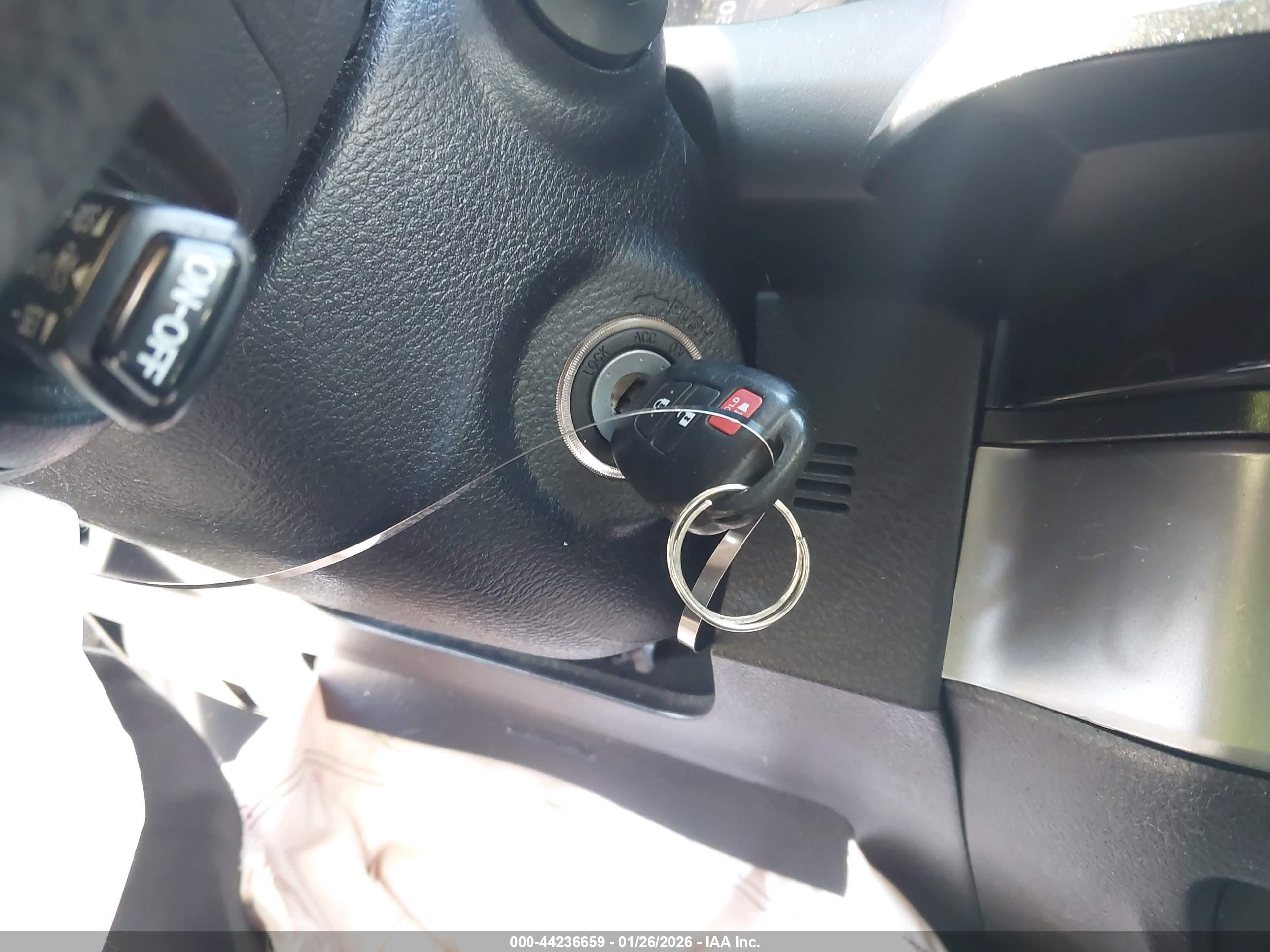 TOYOTA TACOMA image 11