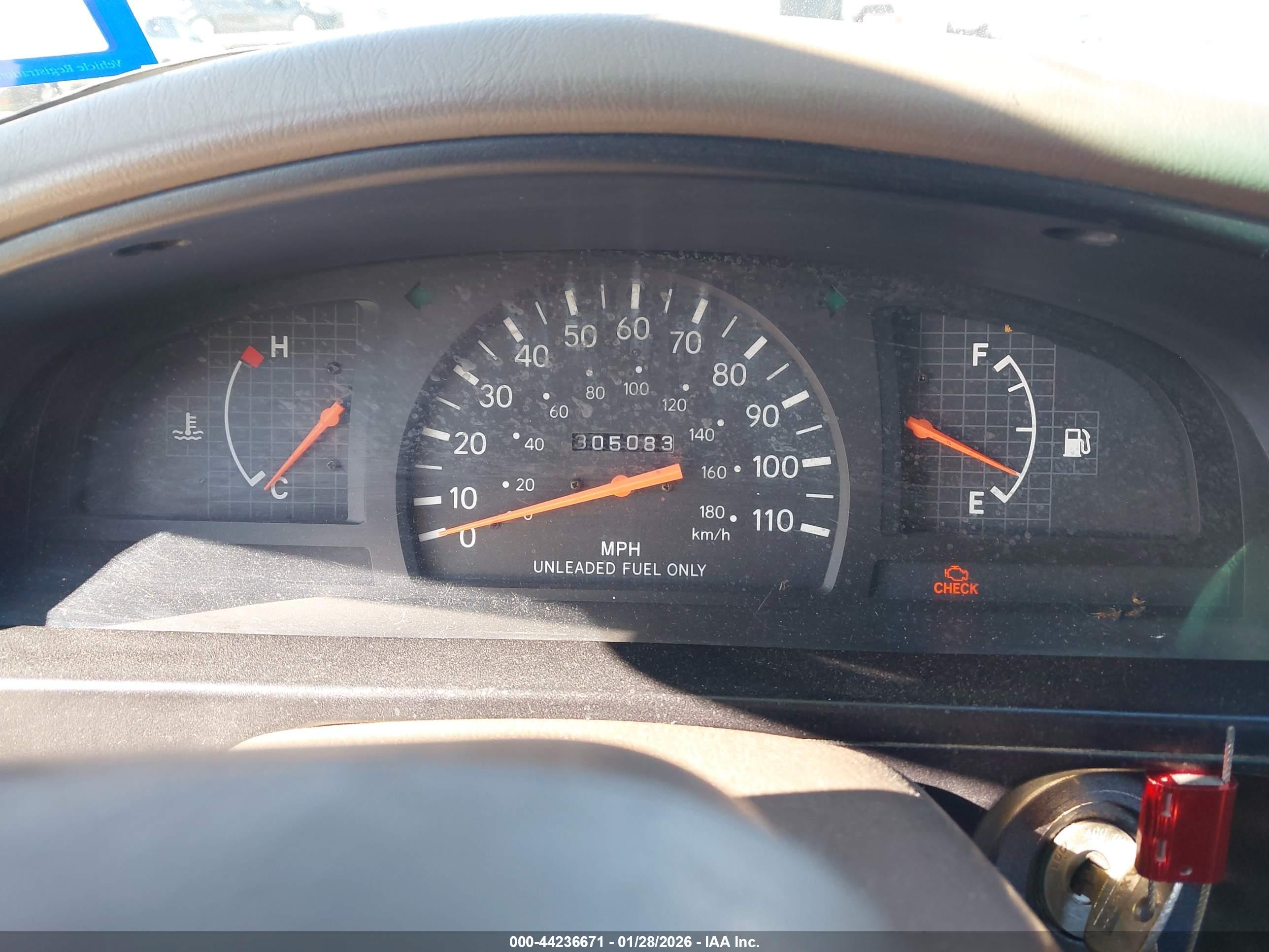 TOYOTA TACOMA image 7