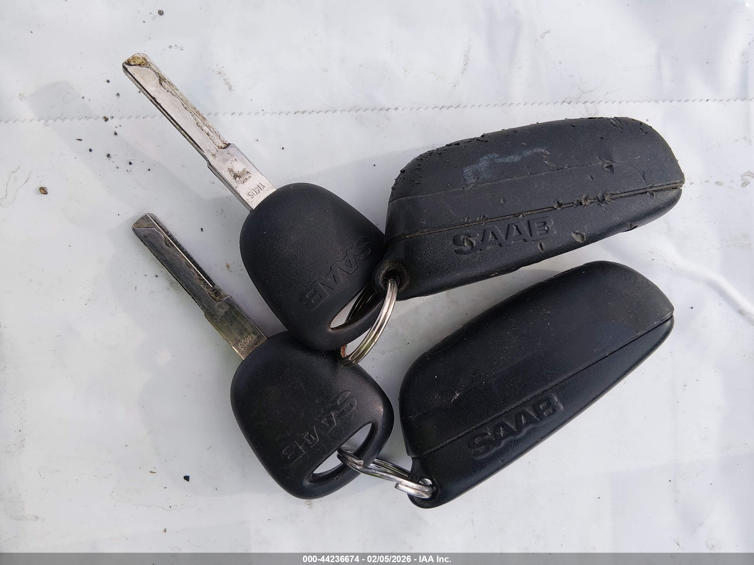 SAAB 9-3 image 11