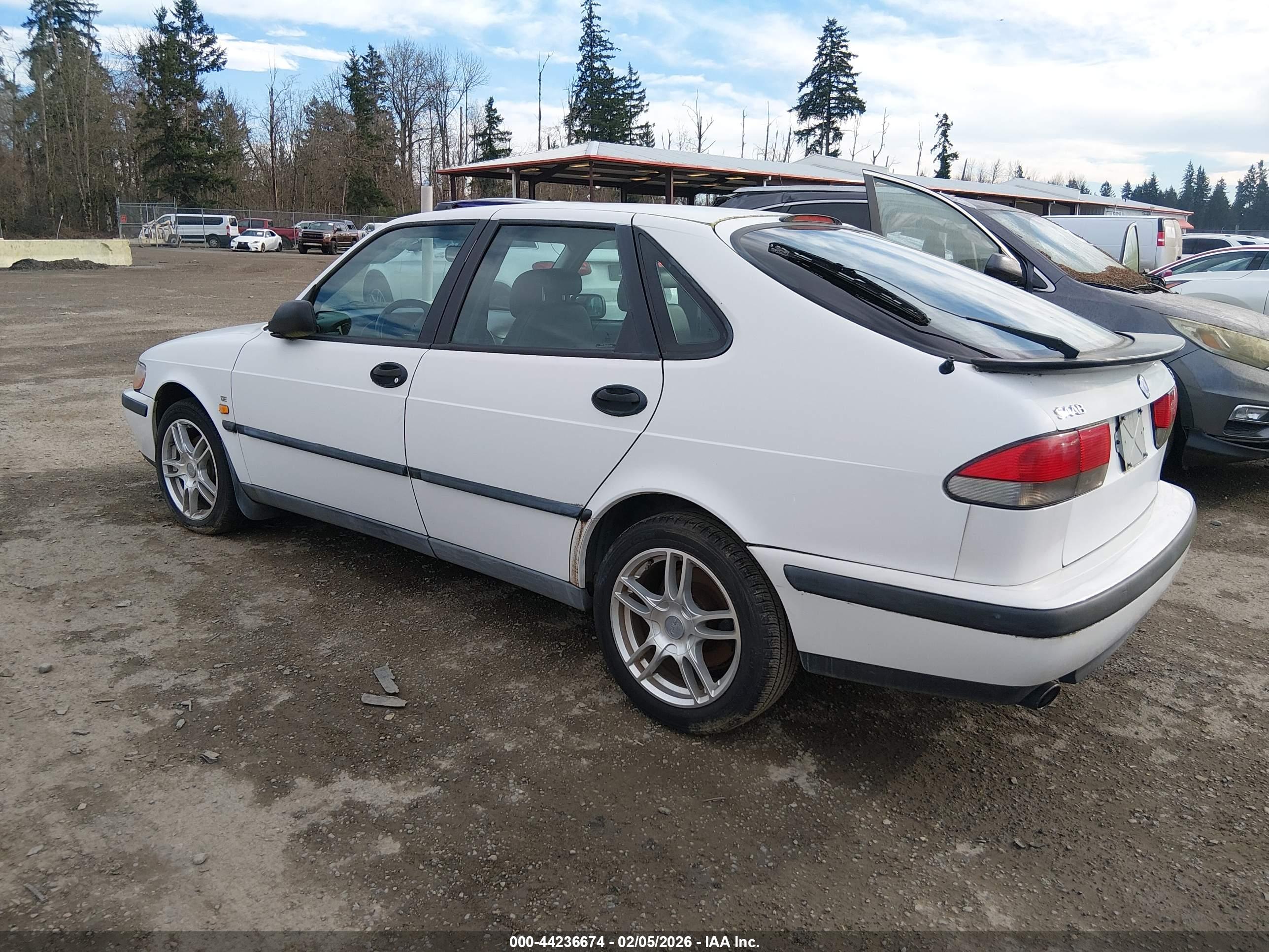 SAAB 9-3 image 3