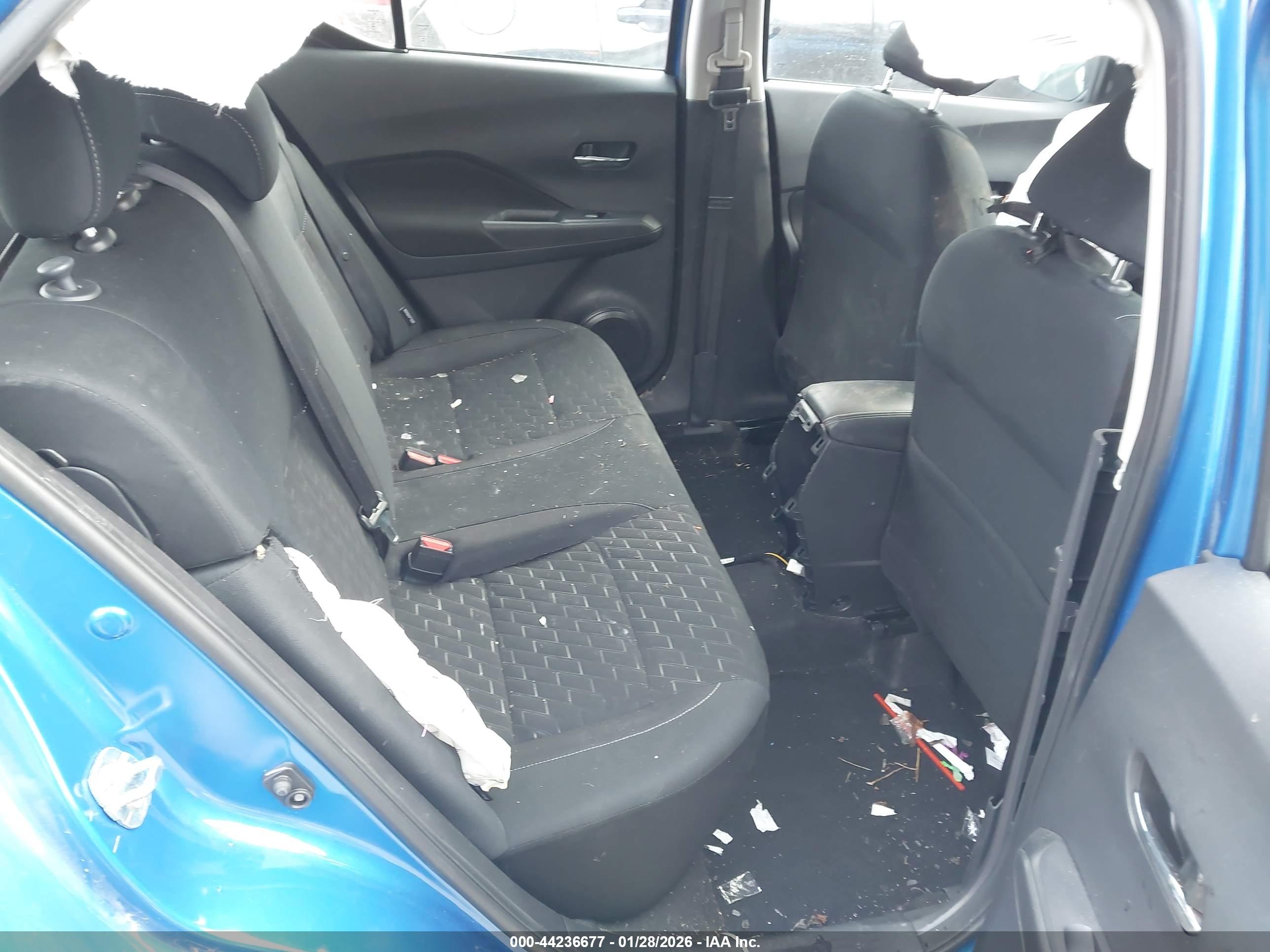 NISSAN KICKS image 8