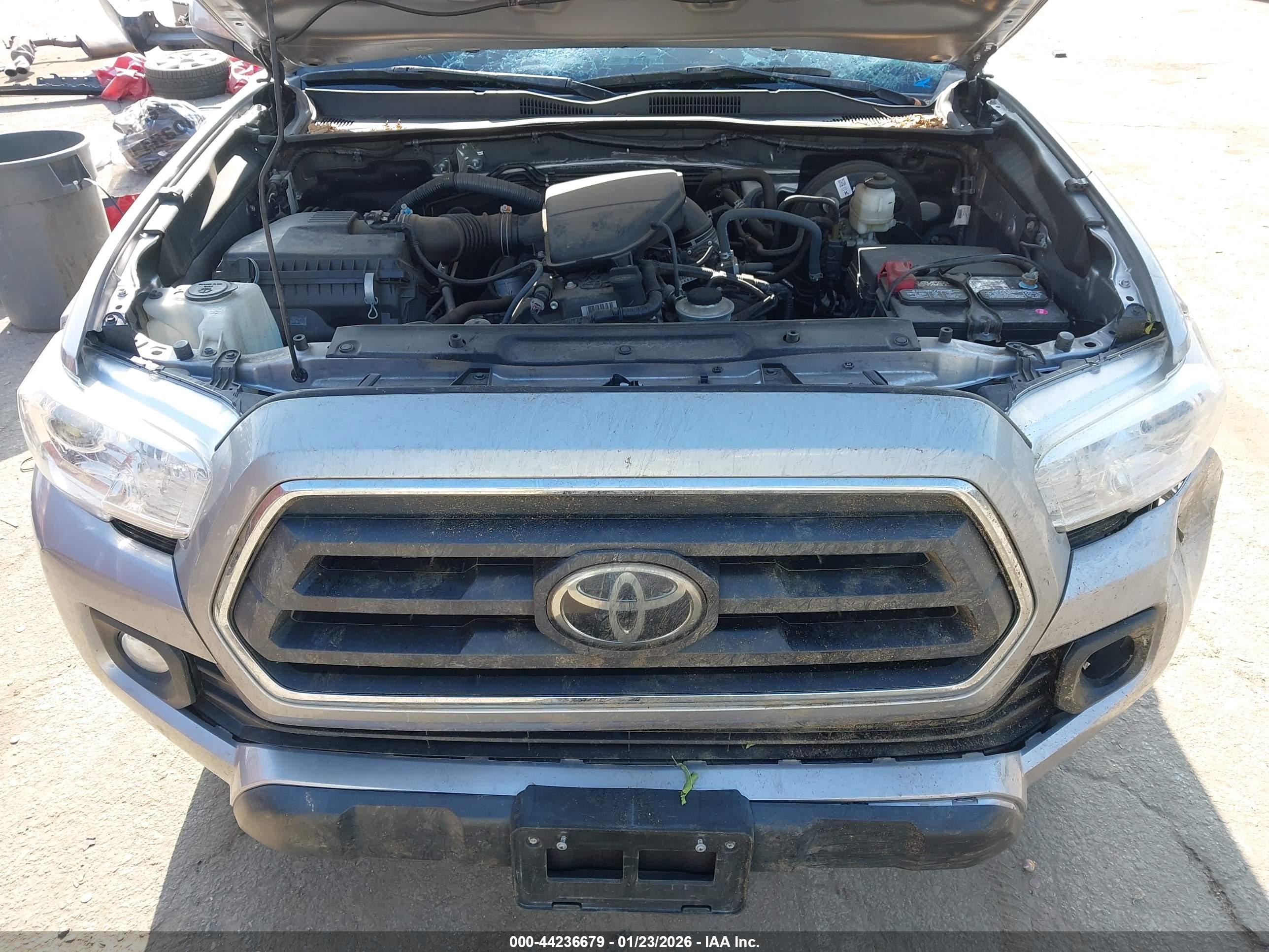 TOYOTA TACOMA image 10