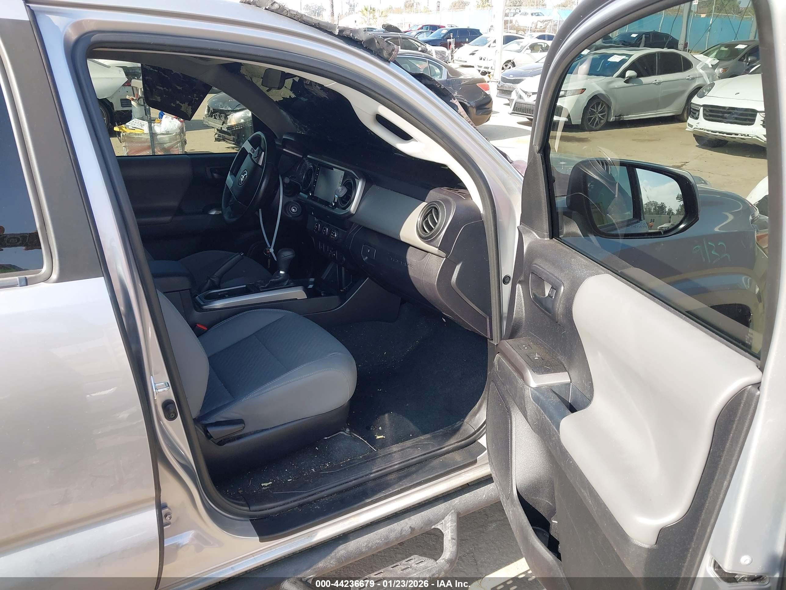 TOYOTA TACOMA image 5