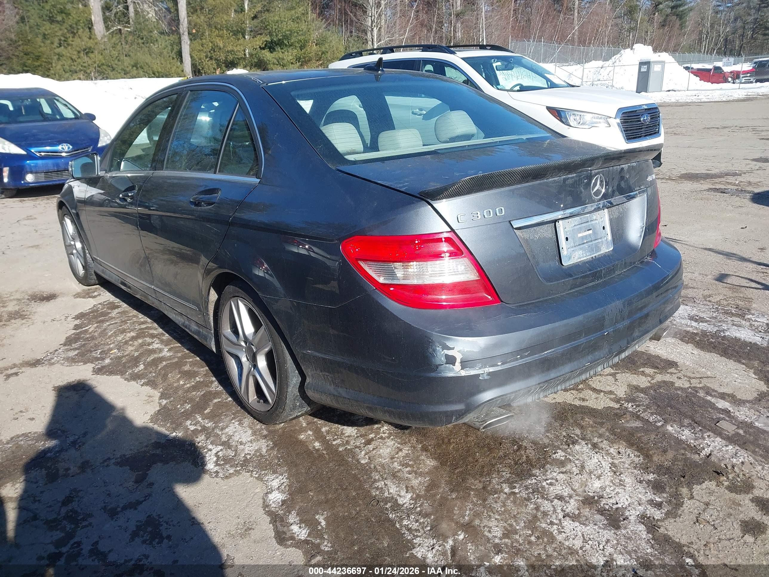 MERCEDES-BENZ C image 3