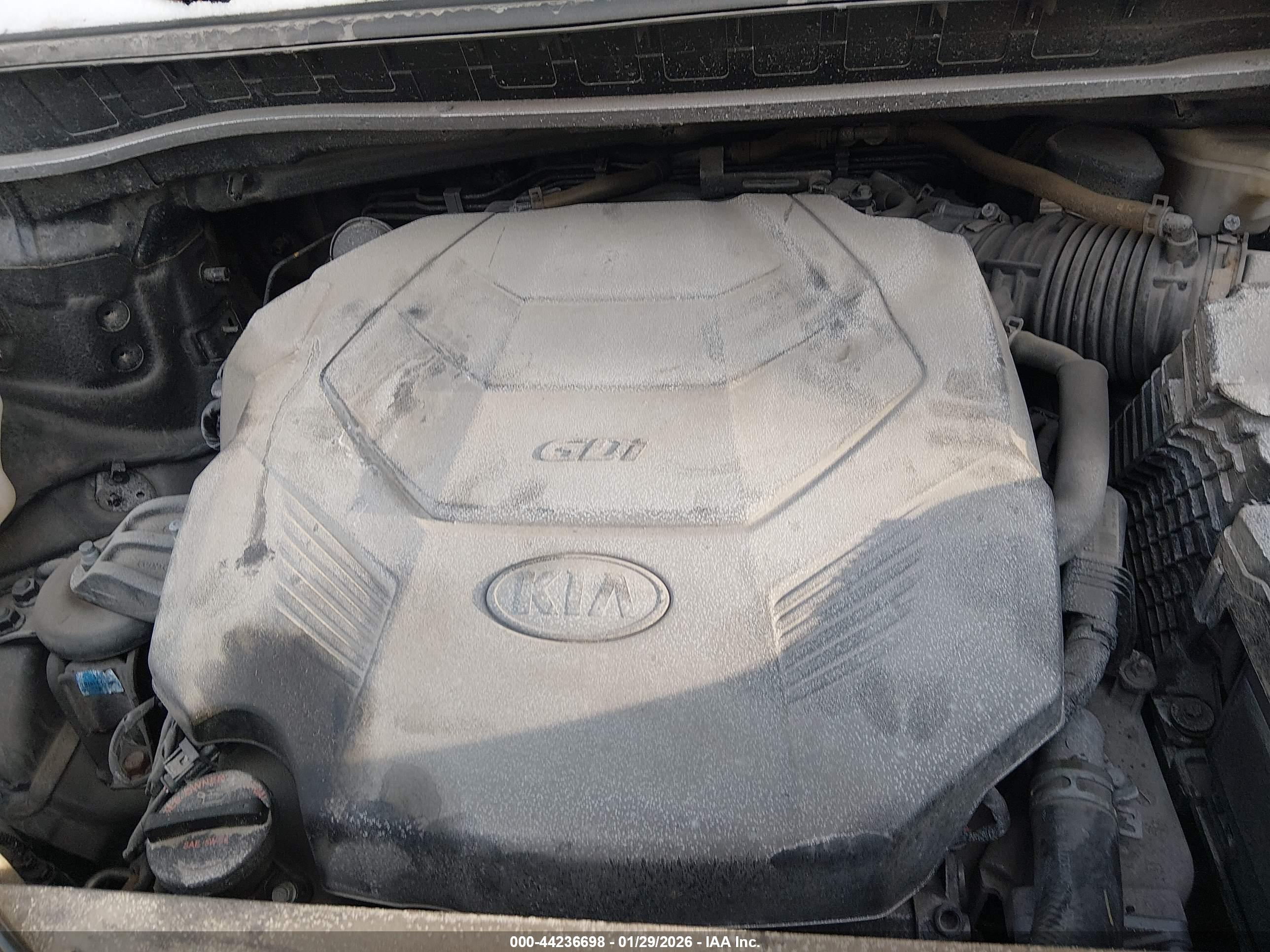 KIA SEDONA image 10