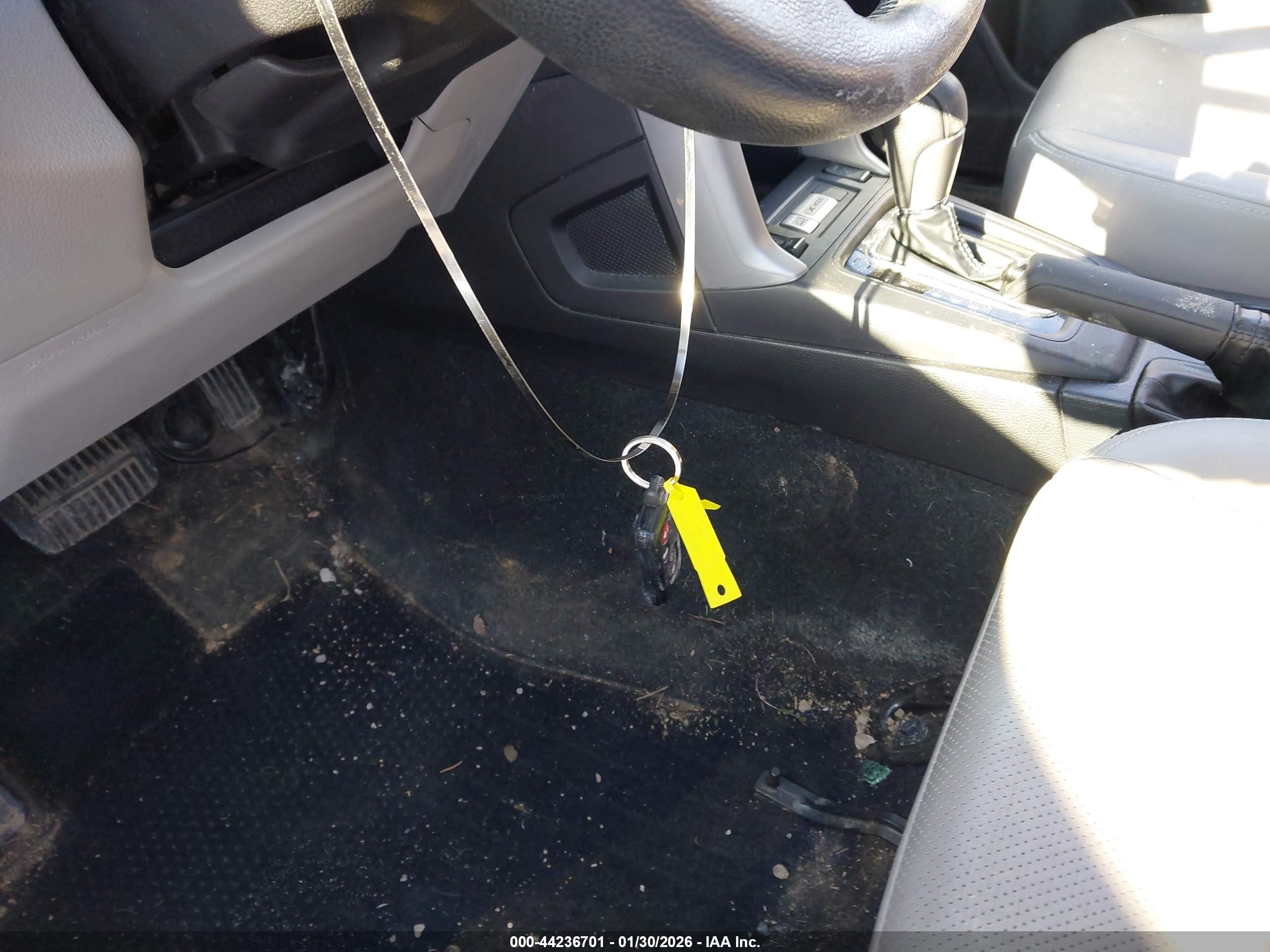 SUBARU FORESTER image 11