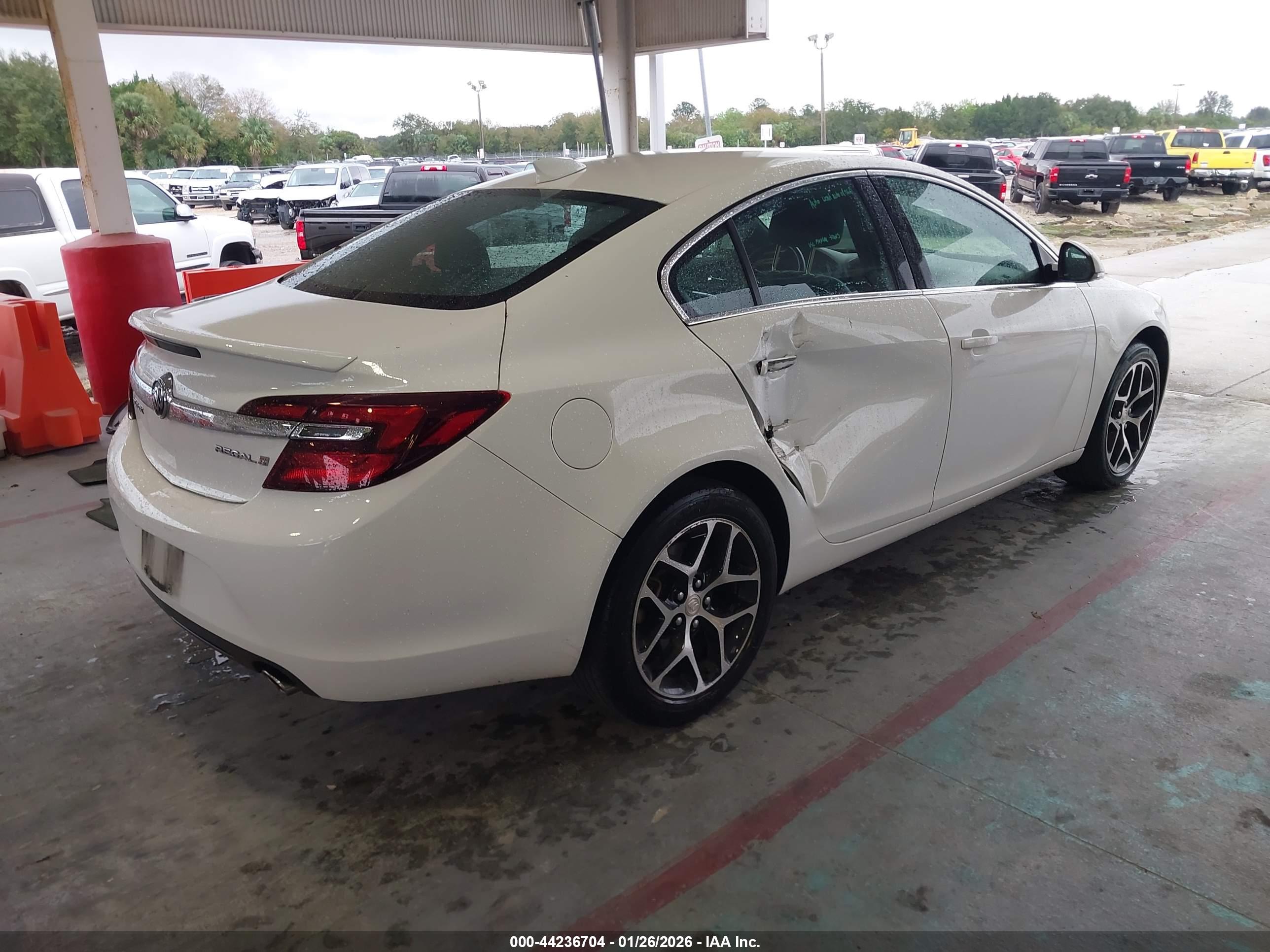 BUICK REGAL image 4