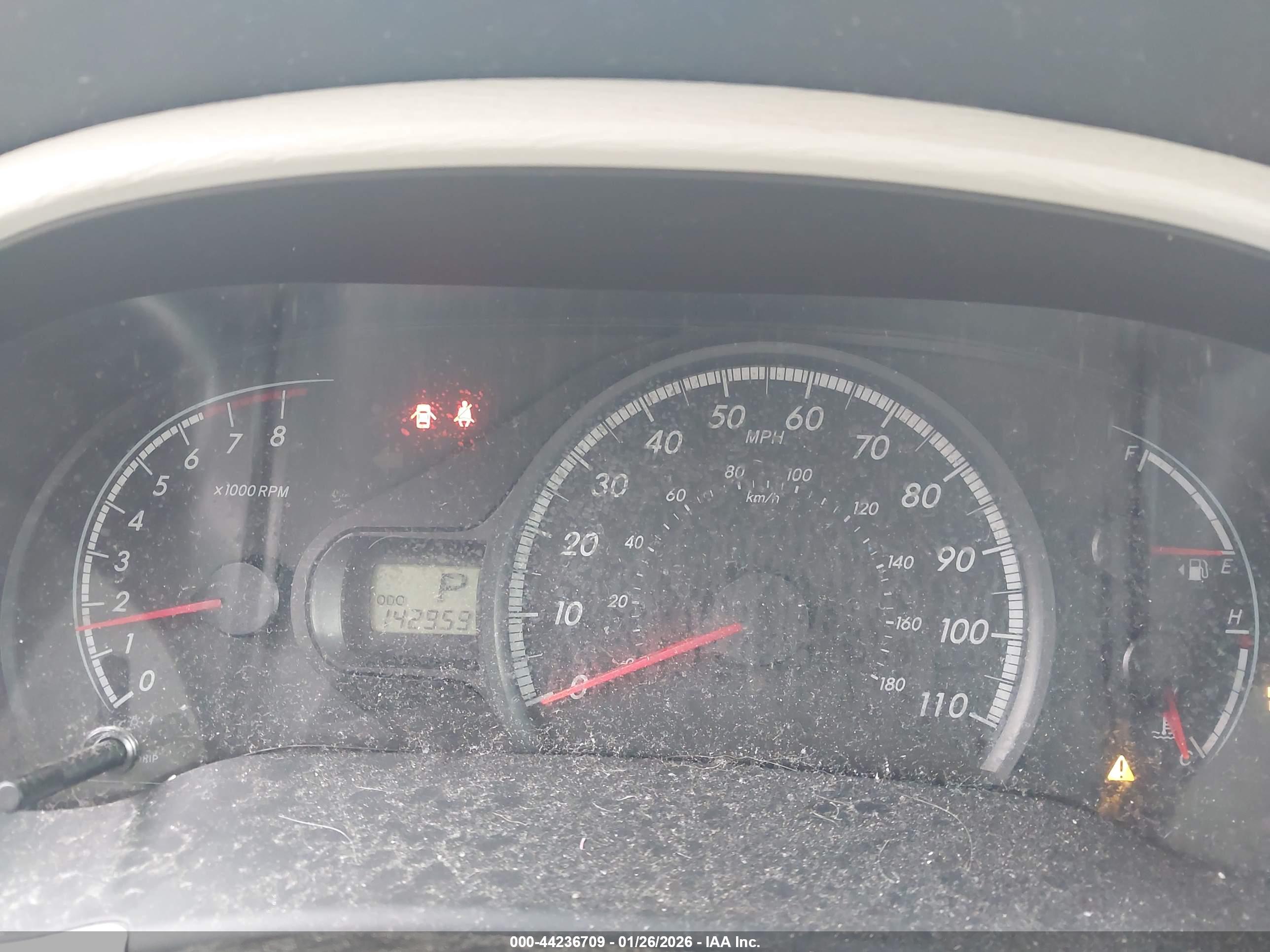 TOYOTA SIENNA image 7