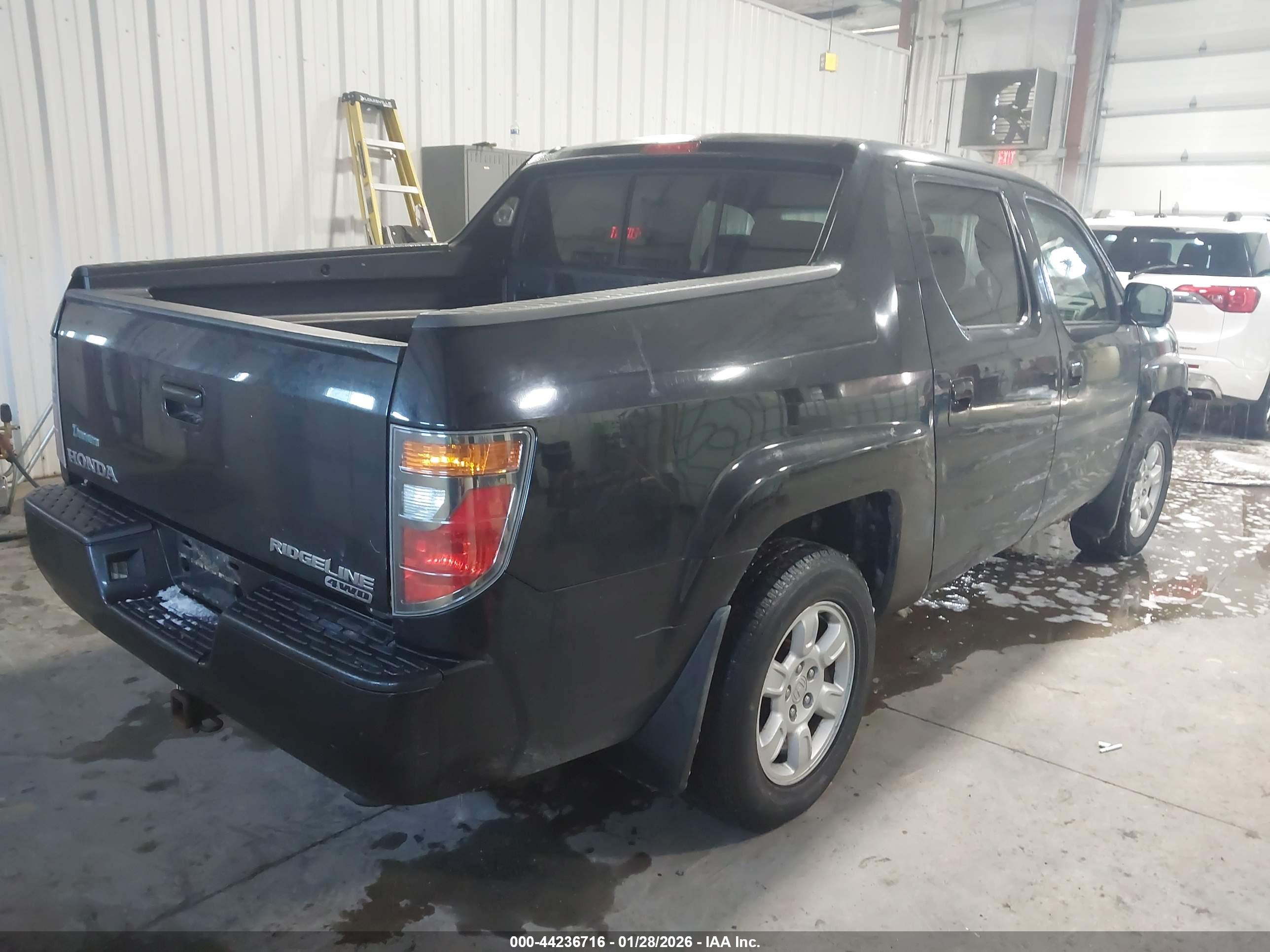 HONDA RIDGELINE image 4