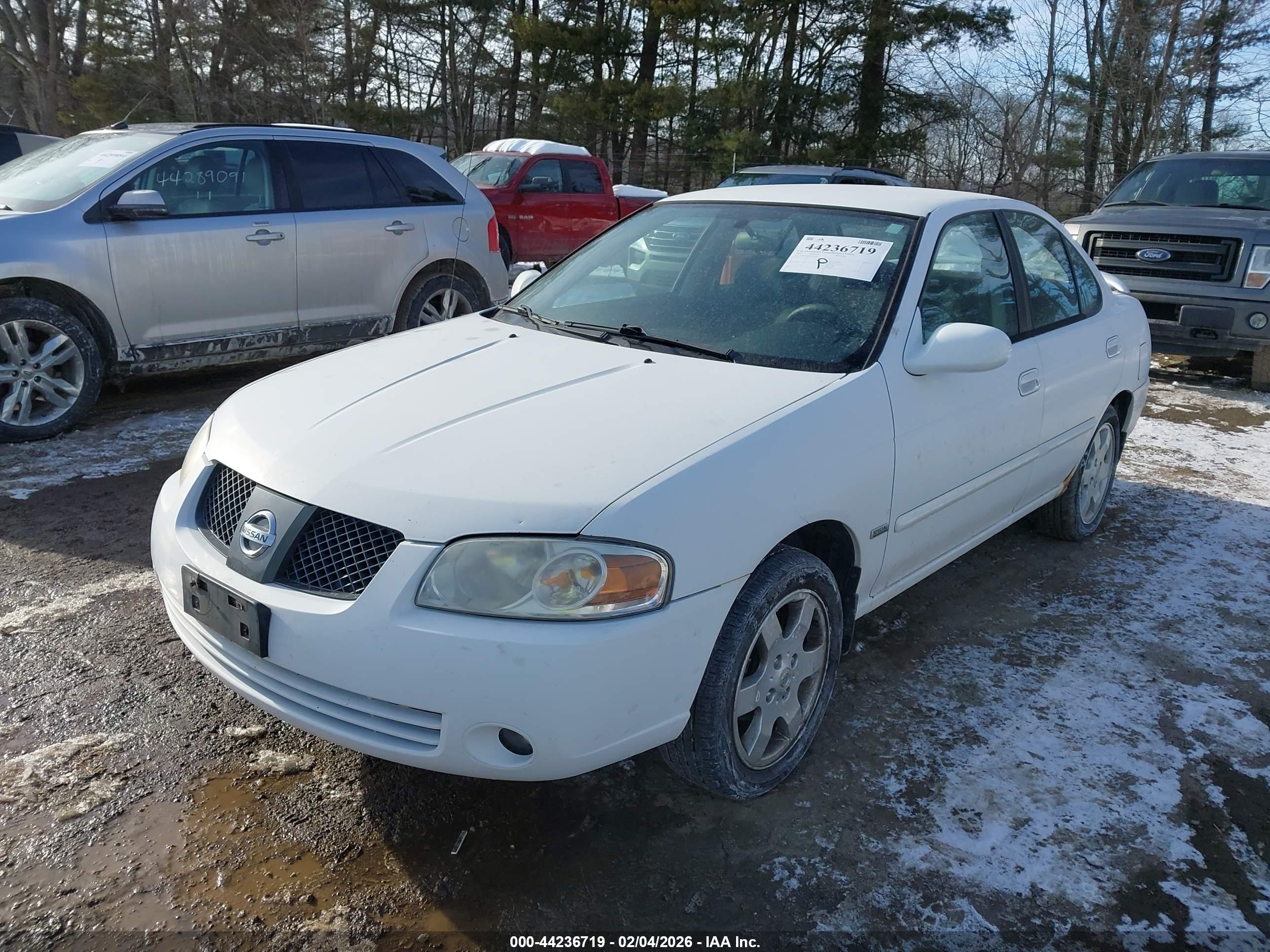 NISSAN SENTRA image 6