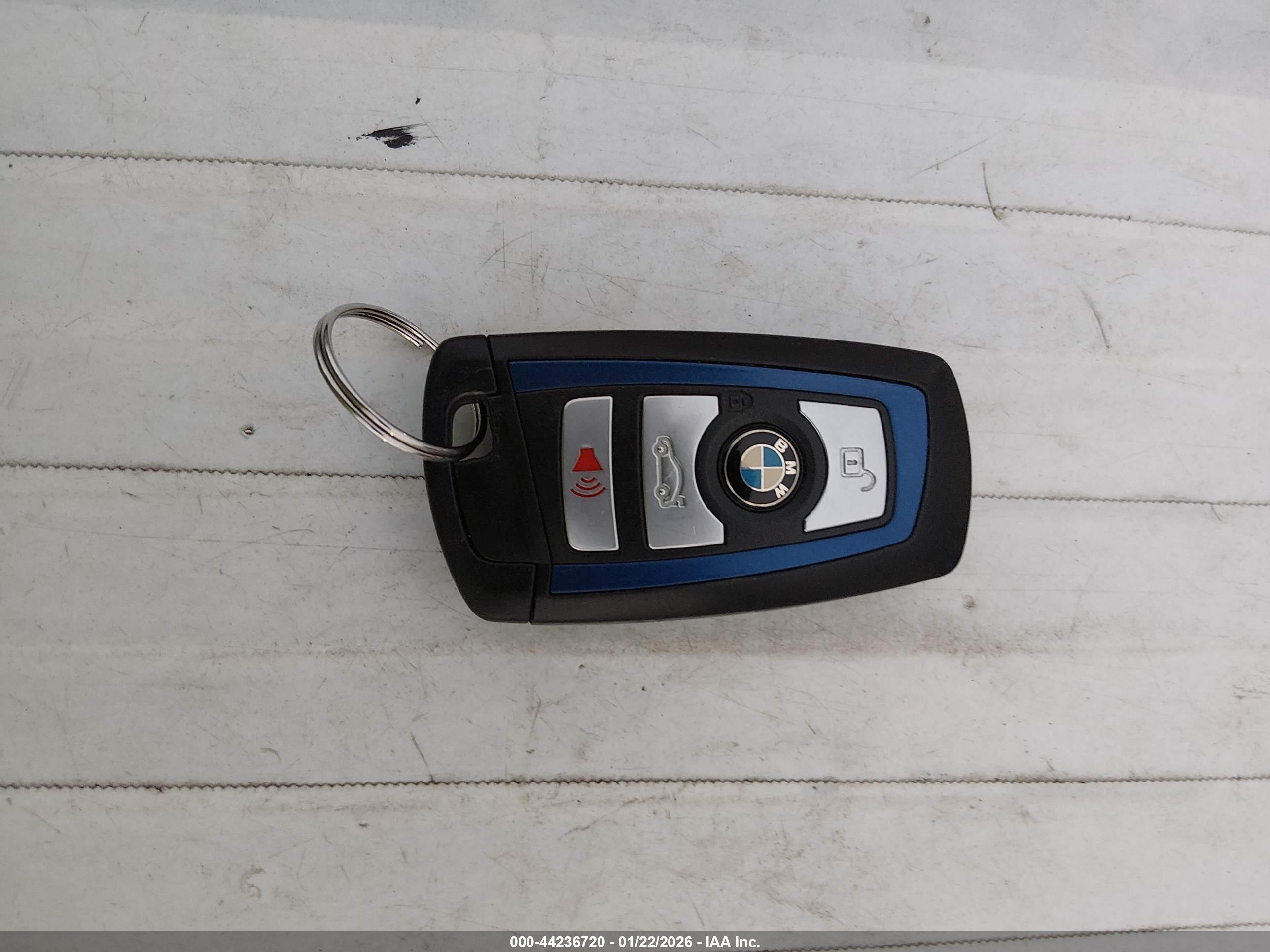 BMW 335I image 11