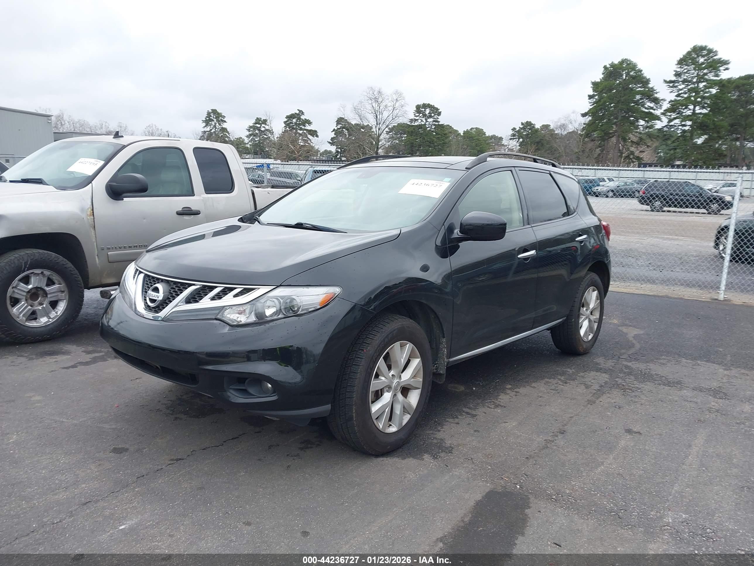 NISSAN MURANO image 2