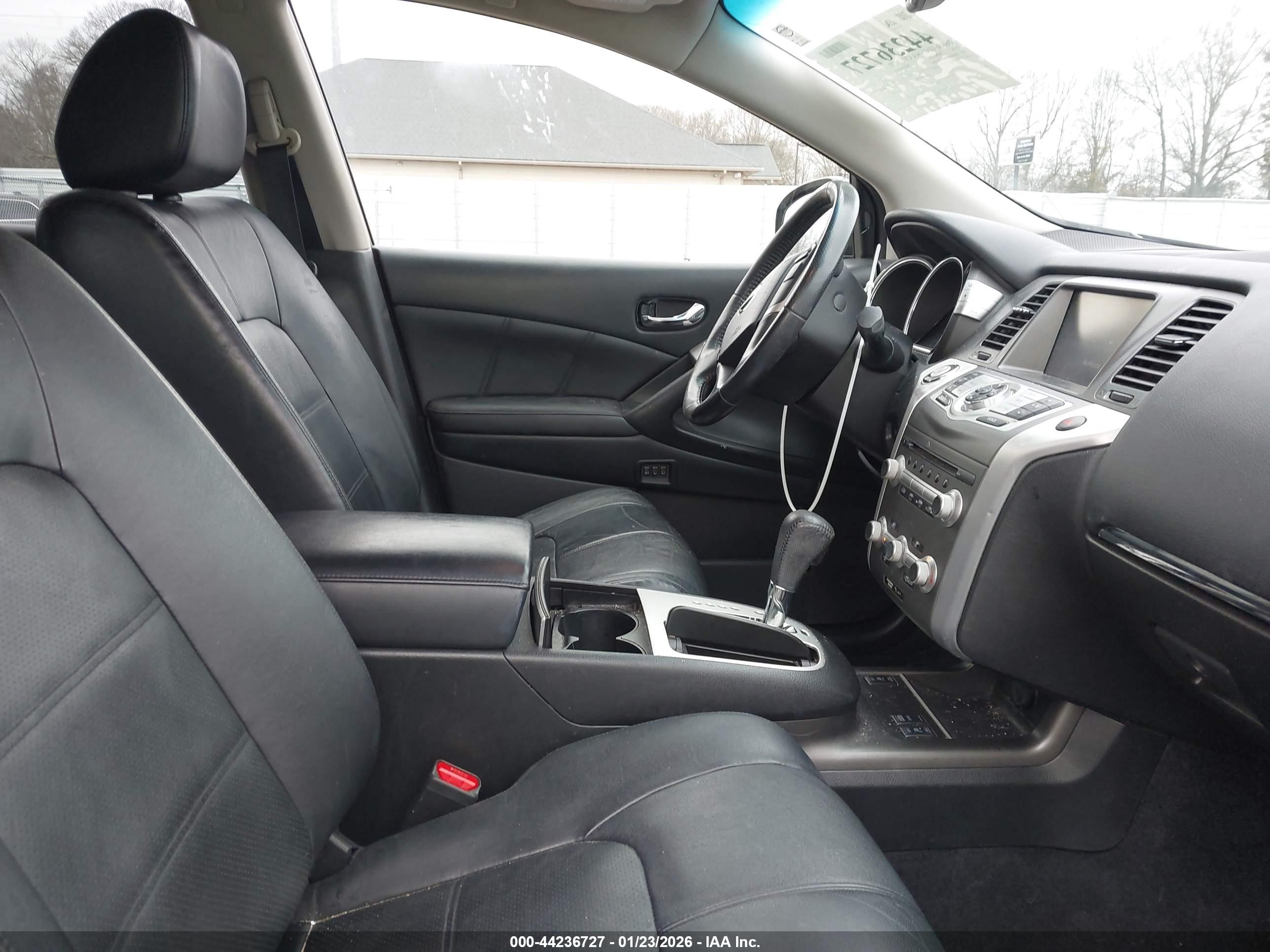 NISSAN MURANO image 5