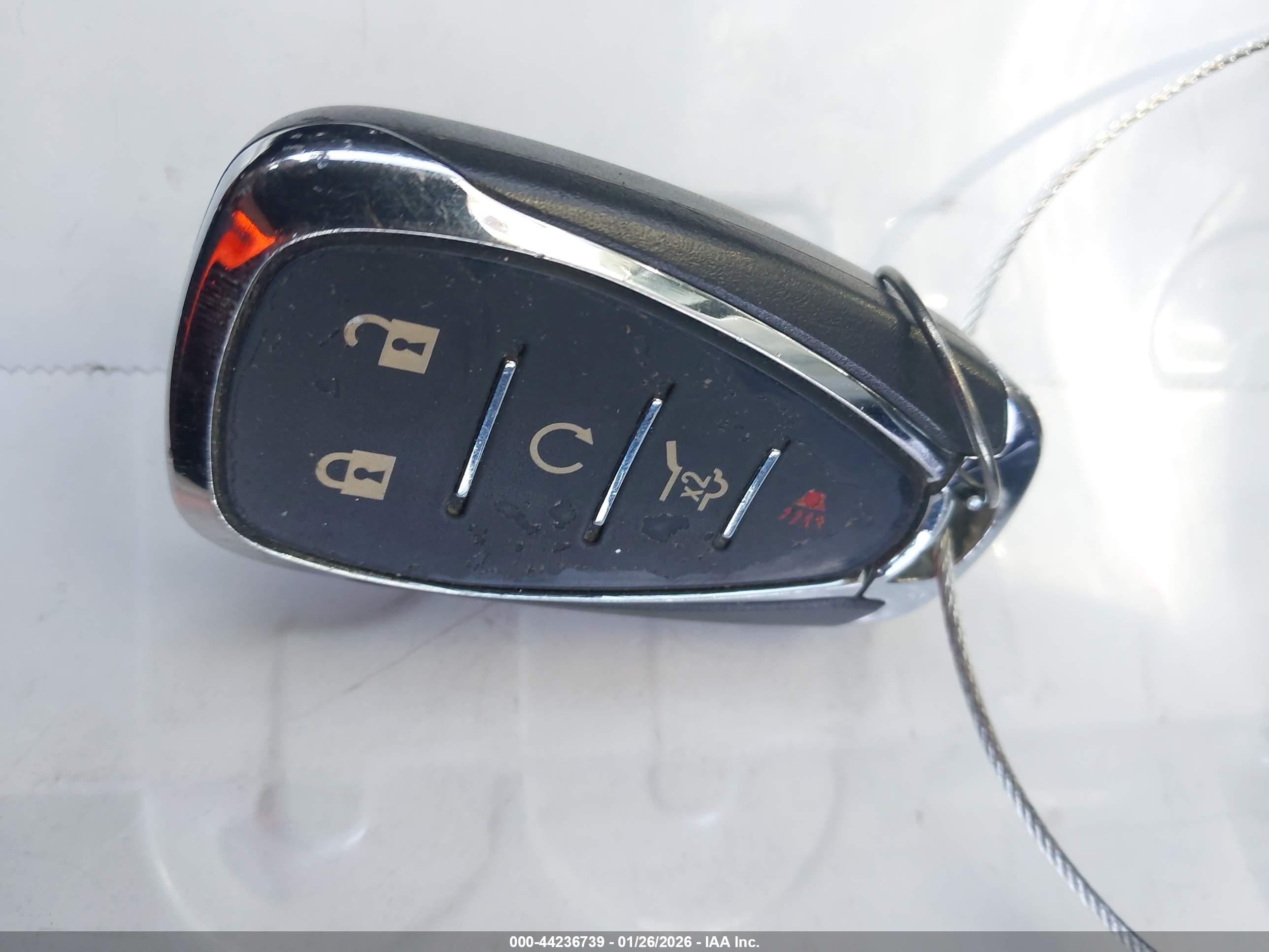 CHEVROLET EQUINOX image 11