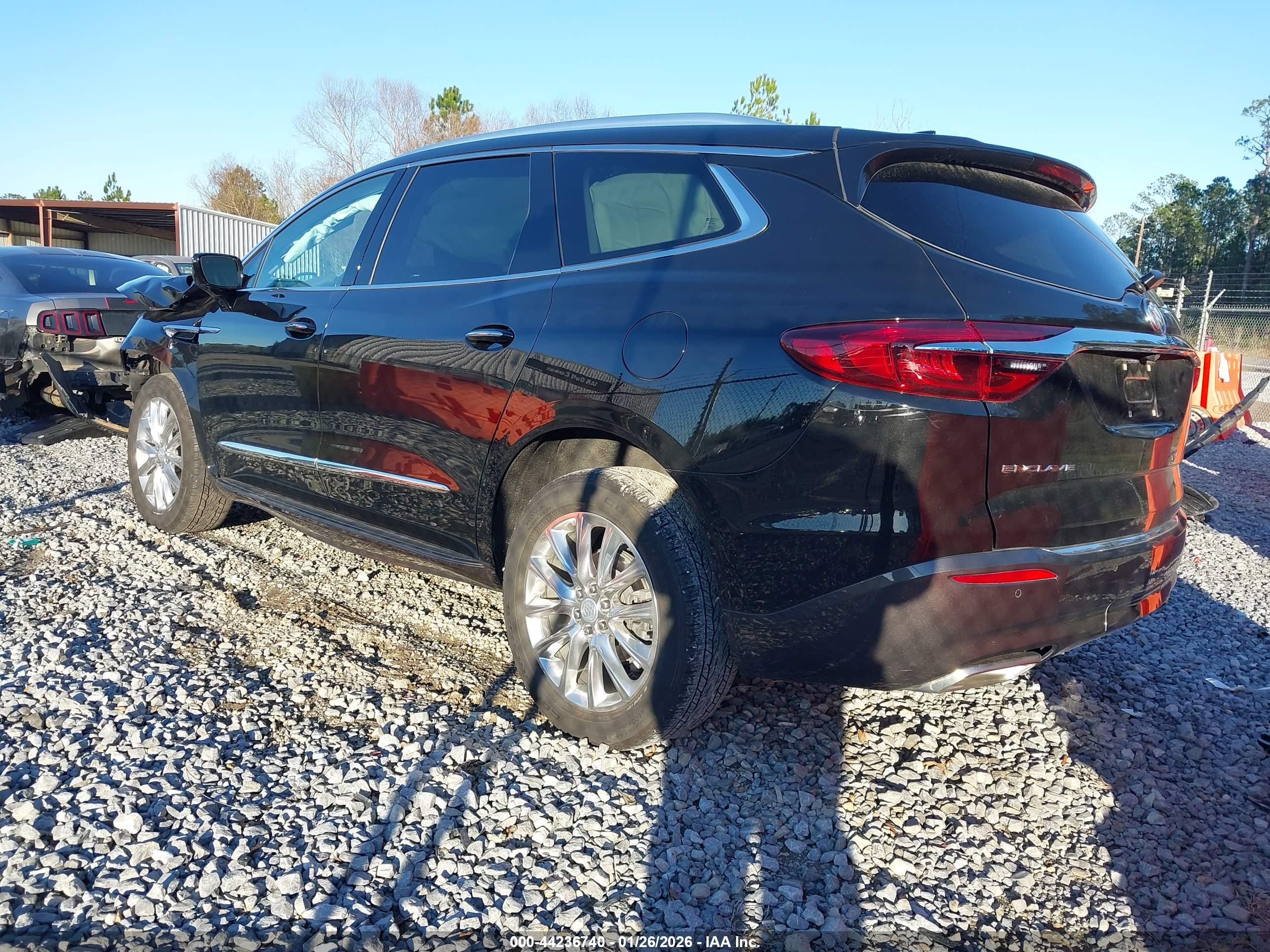 BUICK ENCLAVE image 3