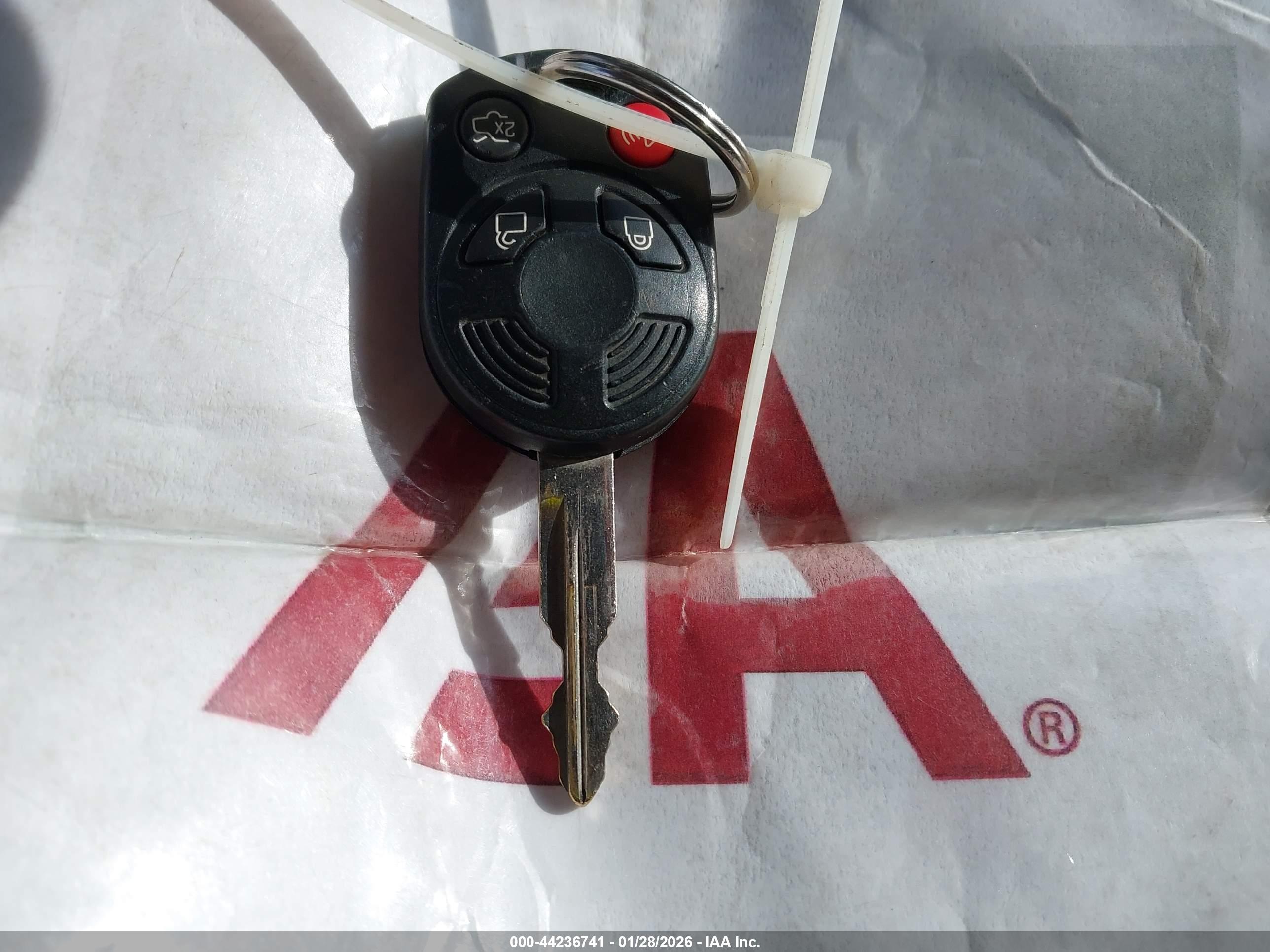 FORD ESCAPE image 11