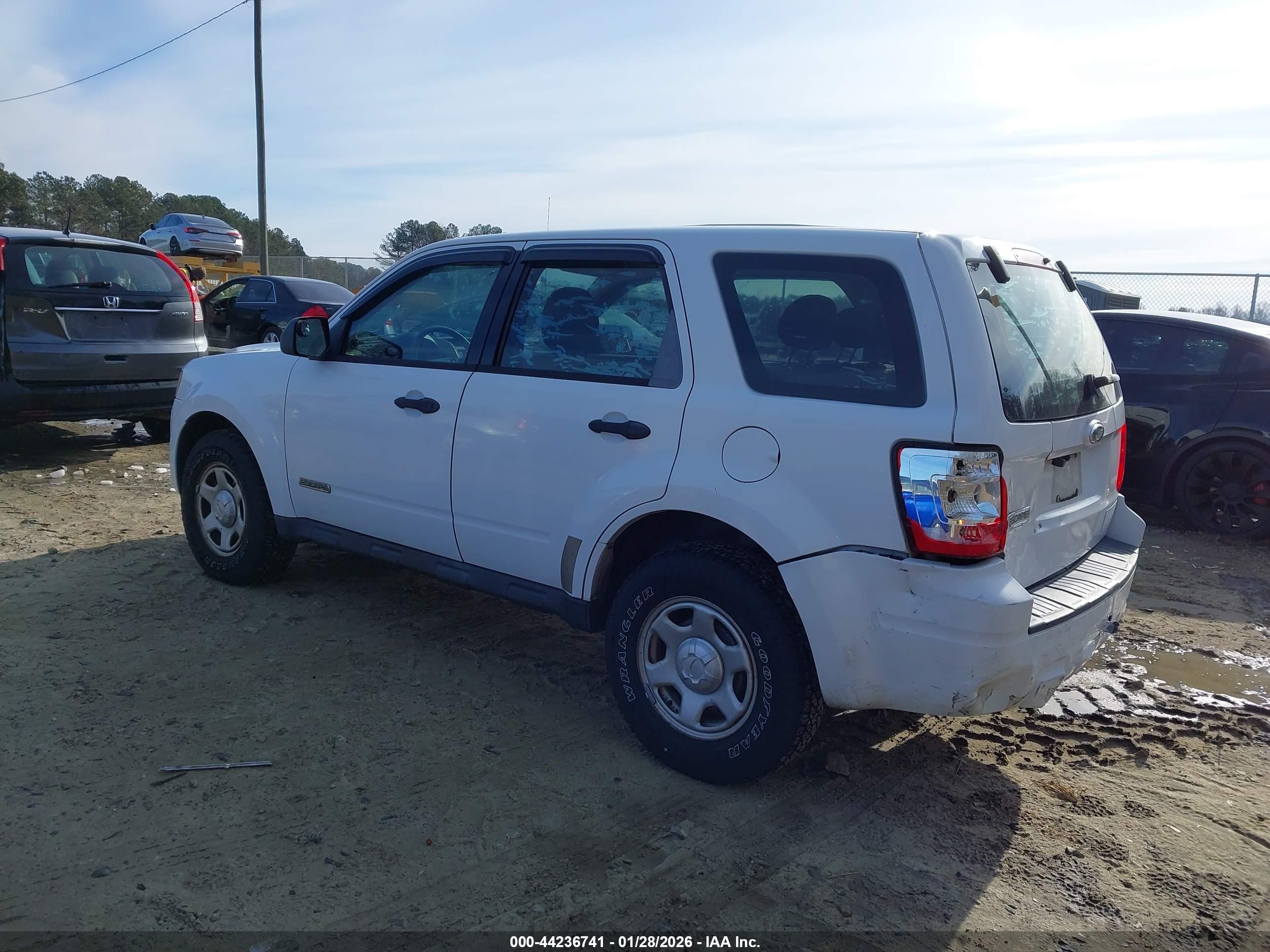 FORD ESCAPE image 3