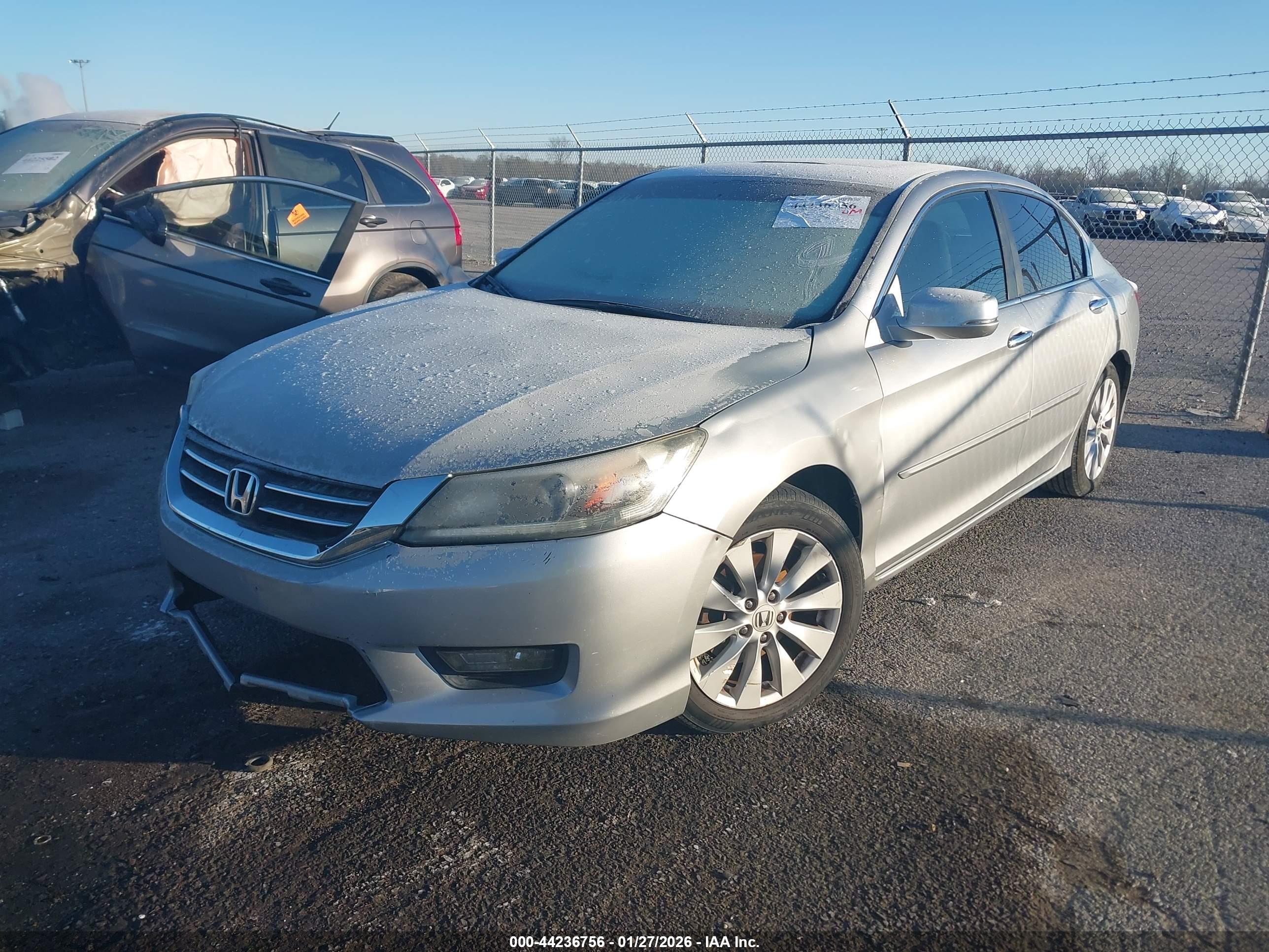 HONDA ACCORD image 2