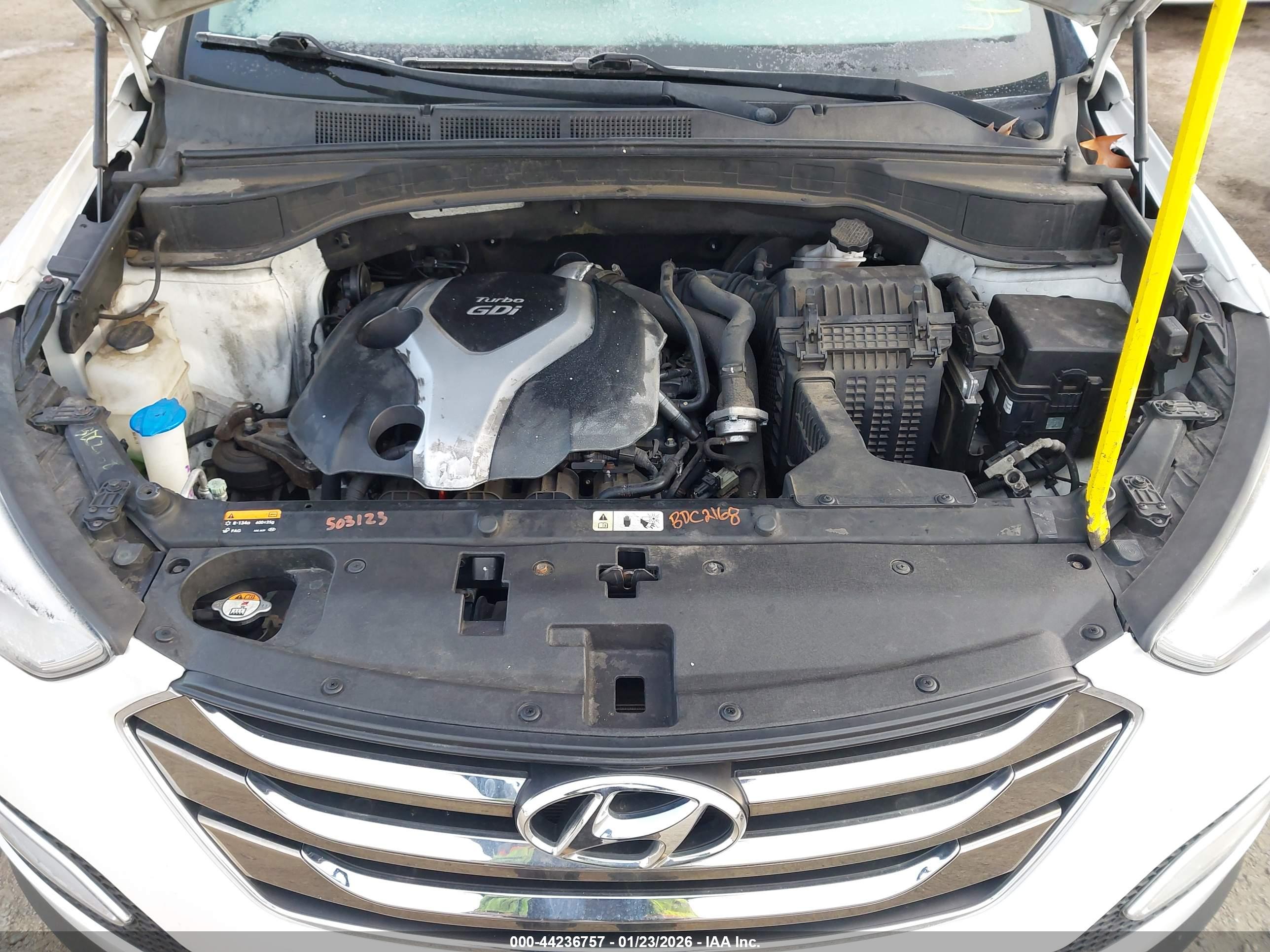 HYUNDAI SANTA image 10