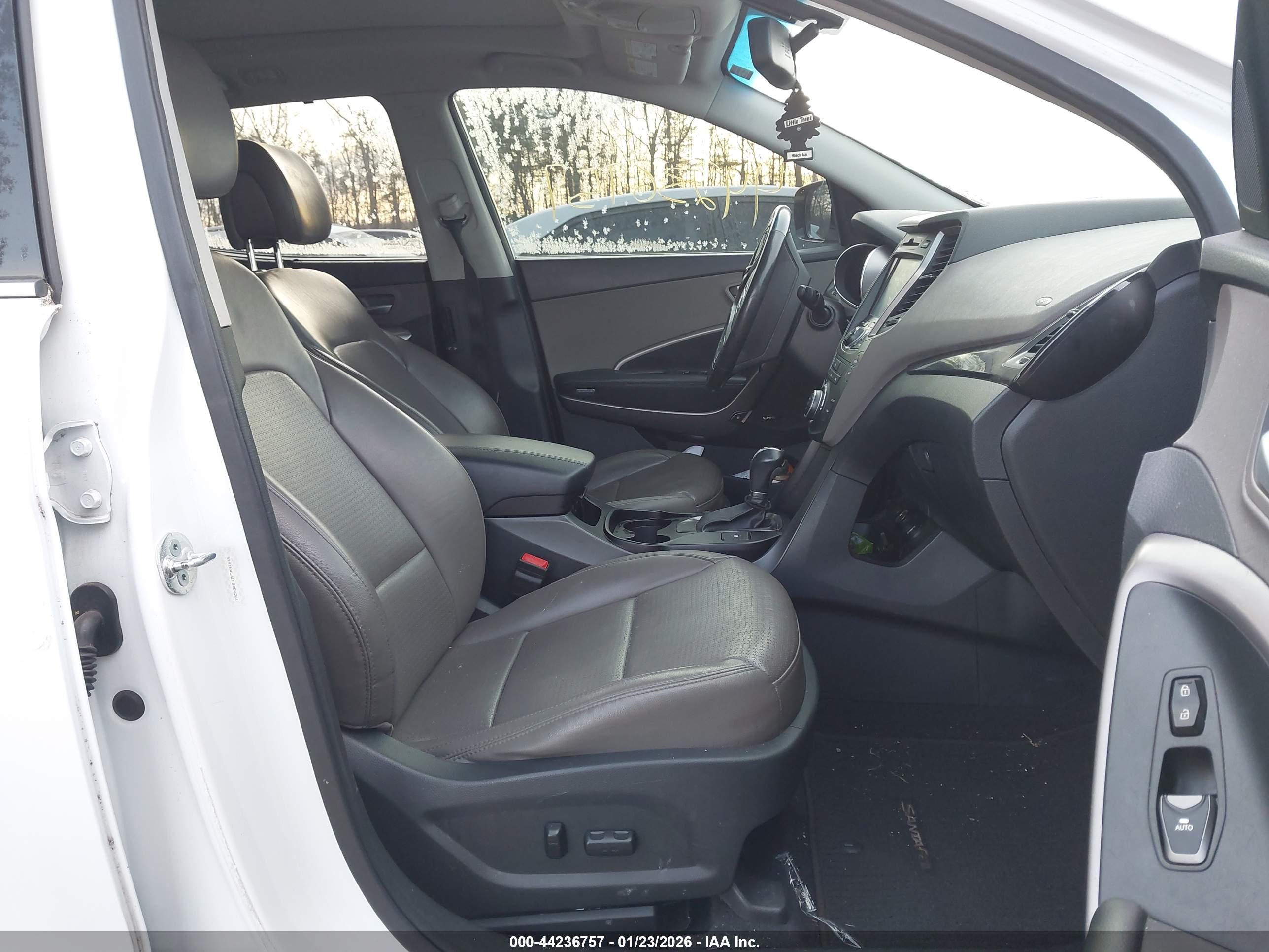 HYUNDAI SANTA image 5