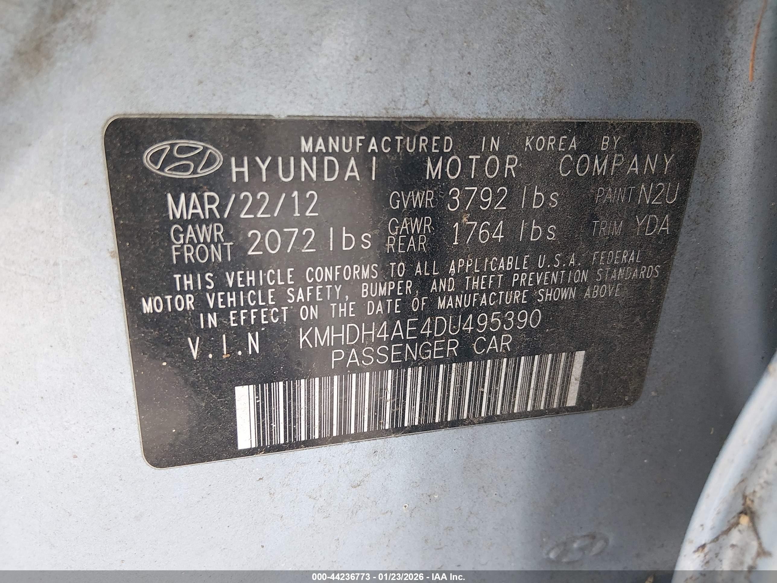 HYUNDAI ELANTRA image 9