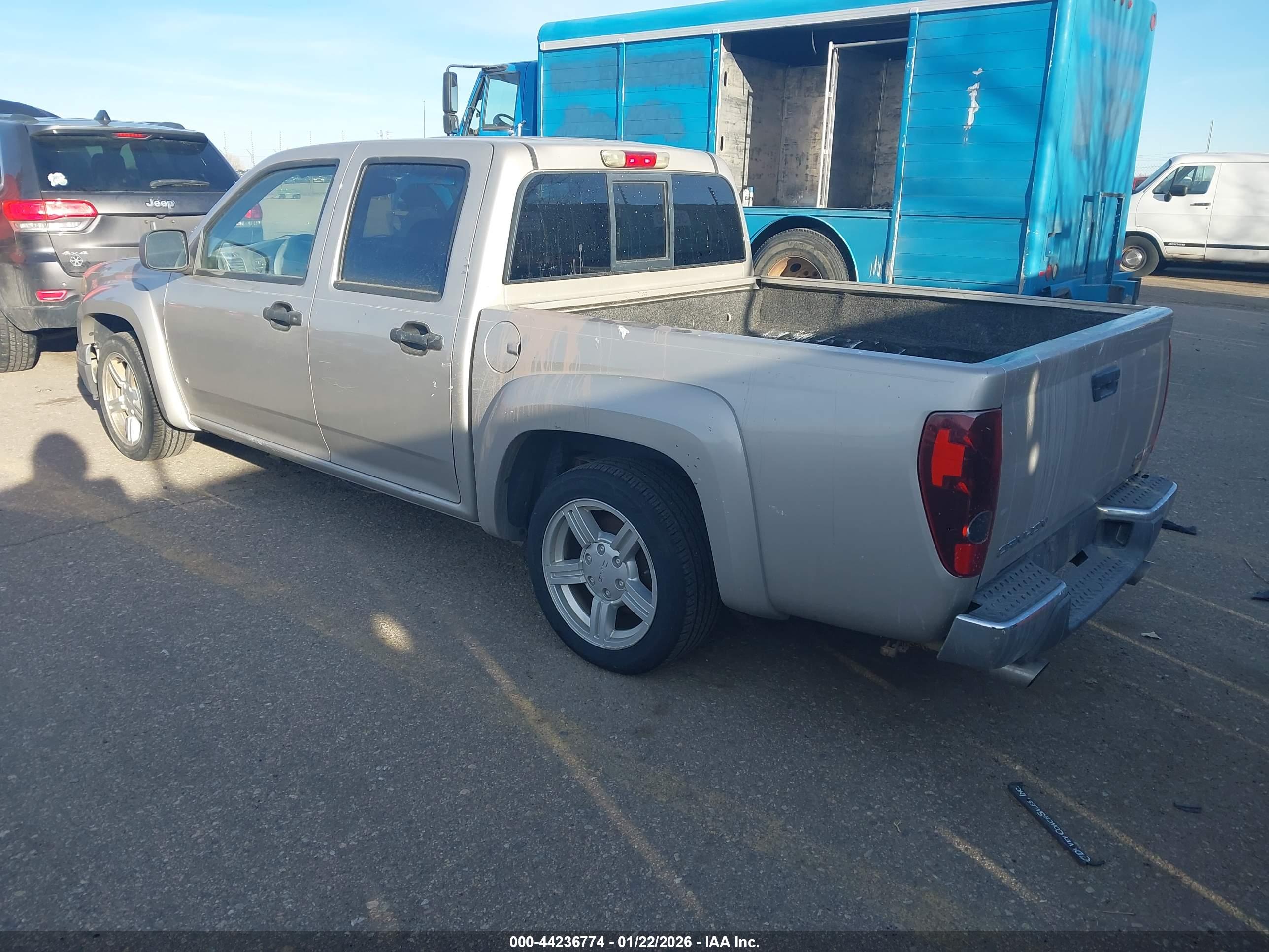 GMC CANYON image 3