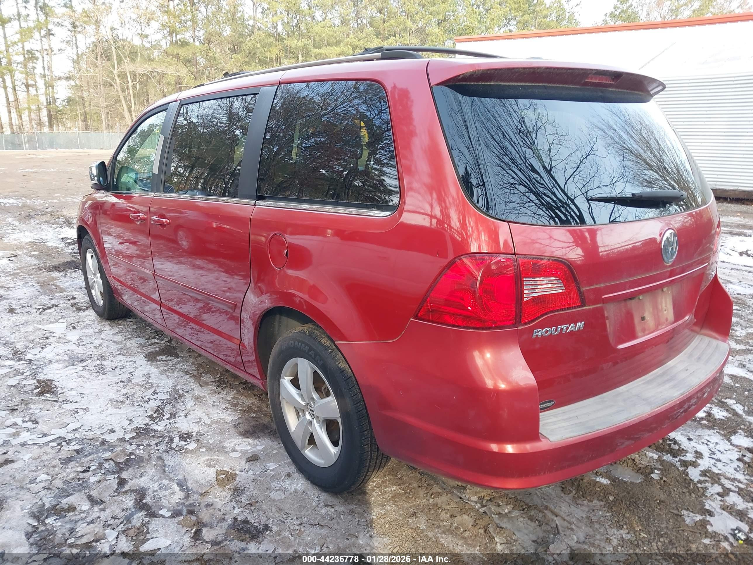 VOLKSWAGEN ROUTAN image 3